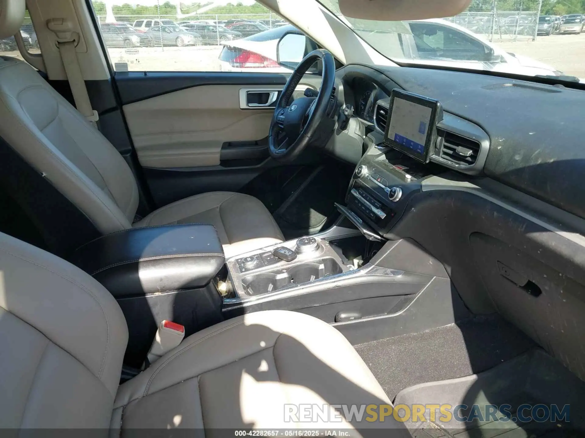 5 Photograph of a damaged car 1FMSK8DH9LGB05564 FORD EXPLORER 2020