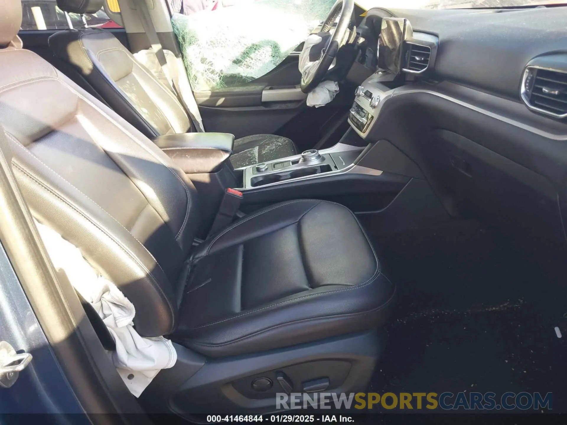 5 Photograph of a damaged car 1FMSK8DH9LGC40351 FORD EXPLORER 2020