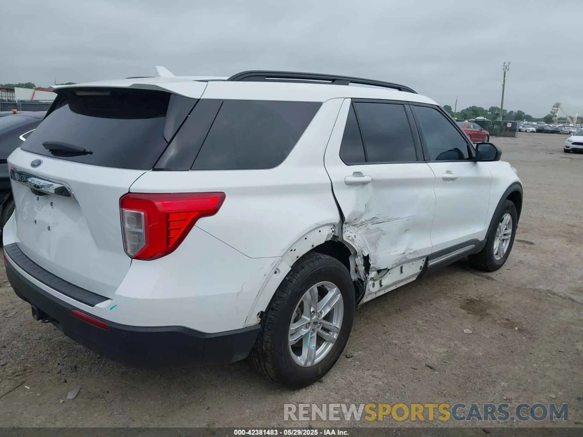 4 Photograph of a damaged car 1FMSK8DH9LGC64682 FORD EXPLORER 2020