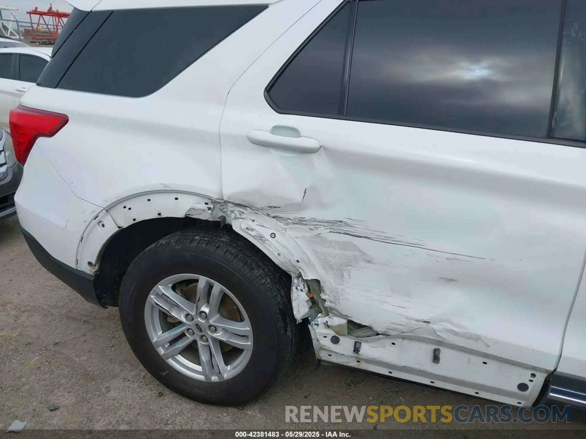6 Photograph of a damaged car 1FMSK8DH9LGC64682 FORD EXPLORER 2020