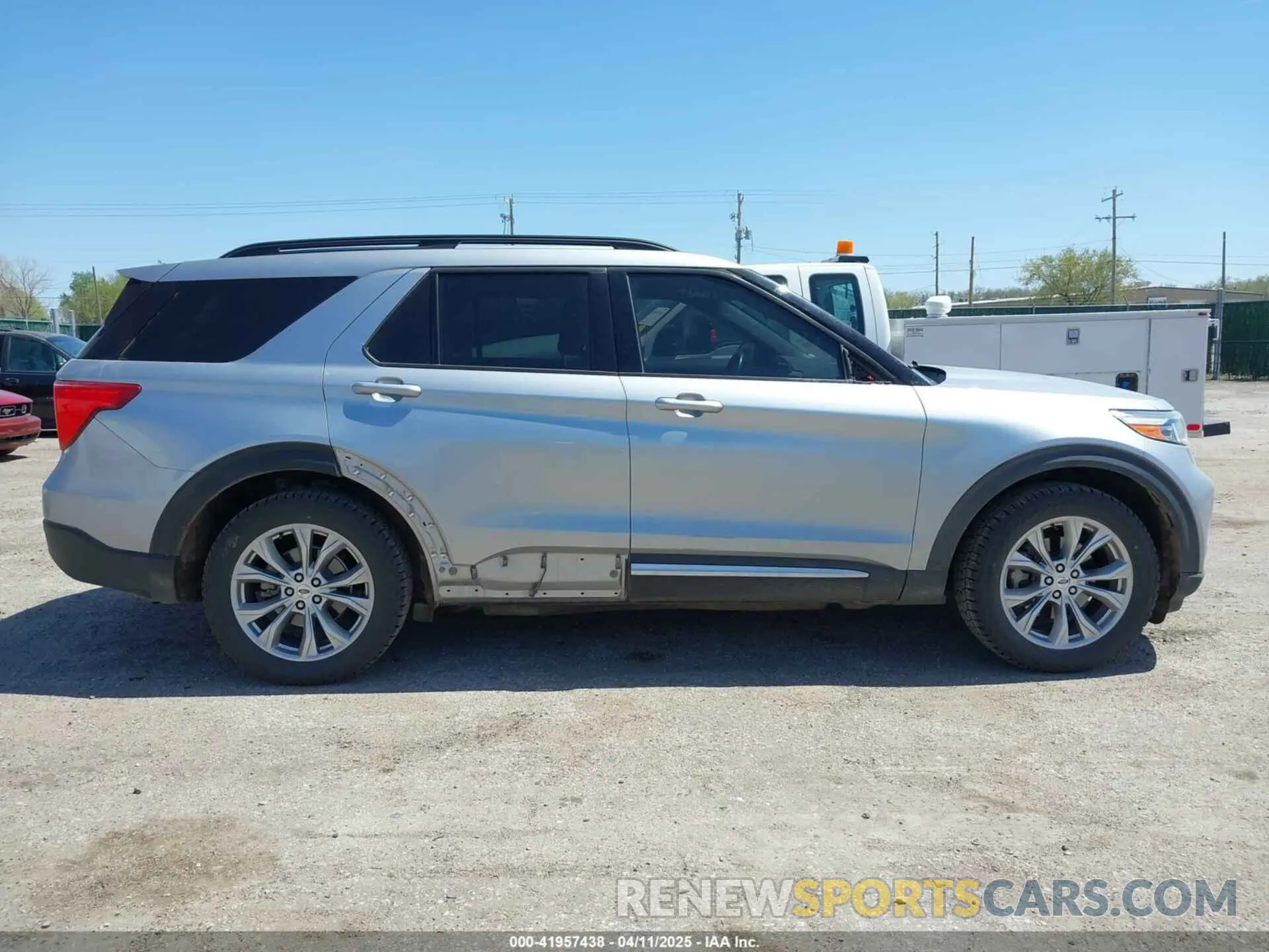 13 Photograph of a damaged car 1FMSK8DHXLGA27702 FORD EXPLORER 2020