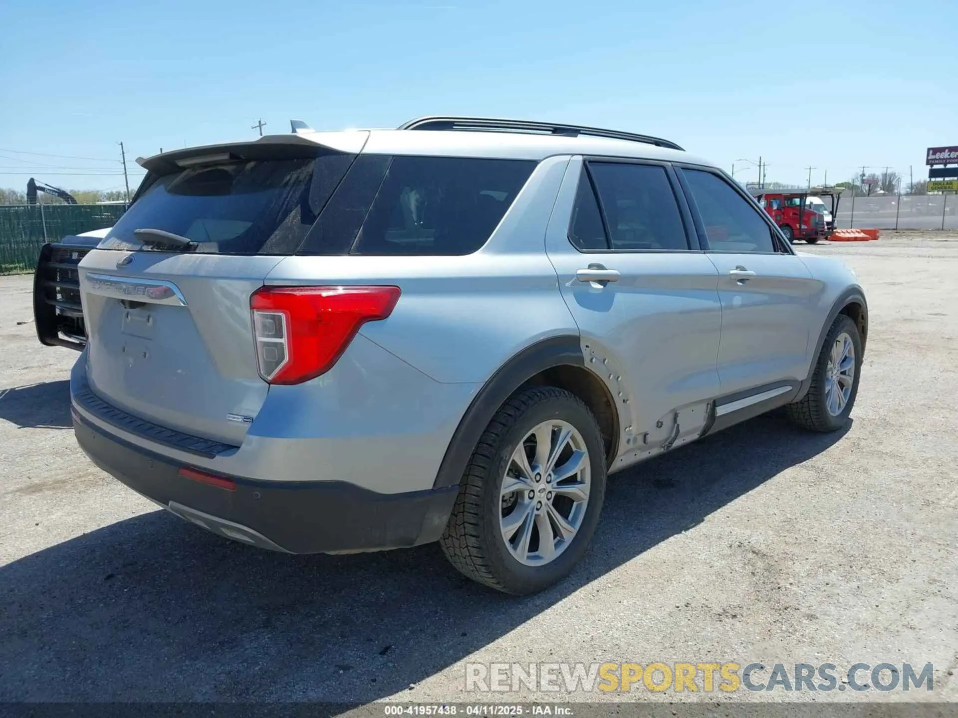 4 Photograph of a damaged car 1FMSK8DHXLGA27702 FORD EXPLORER 2020