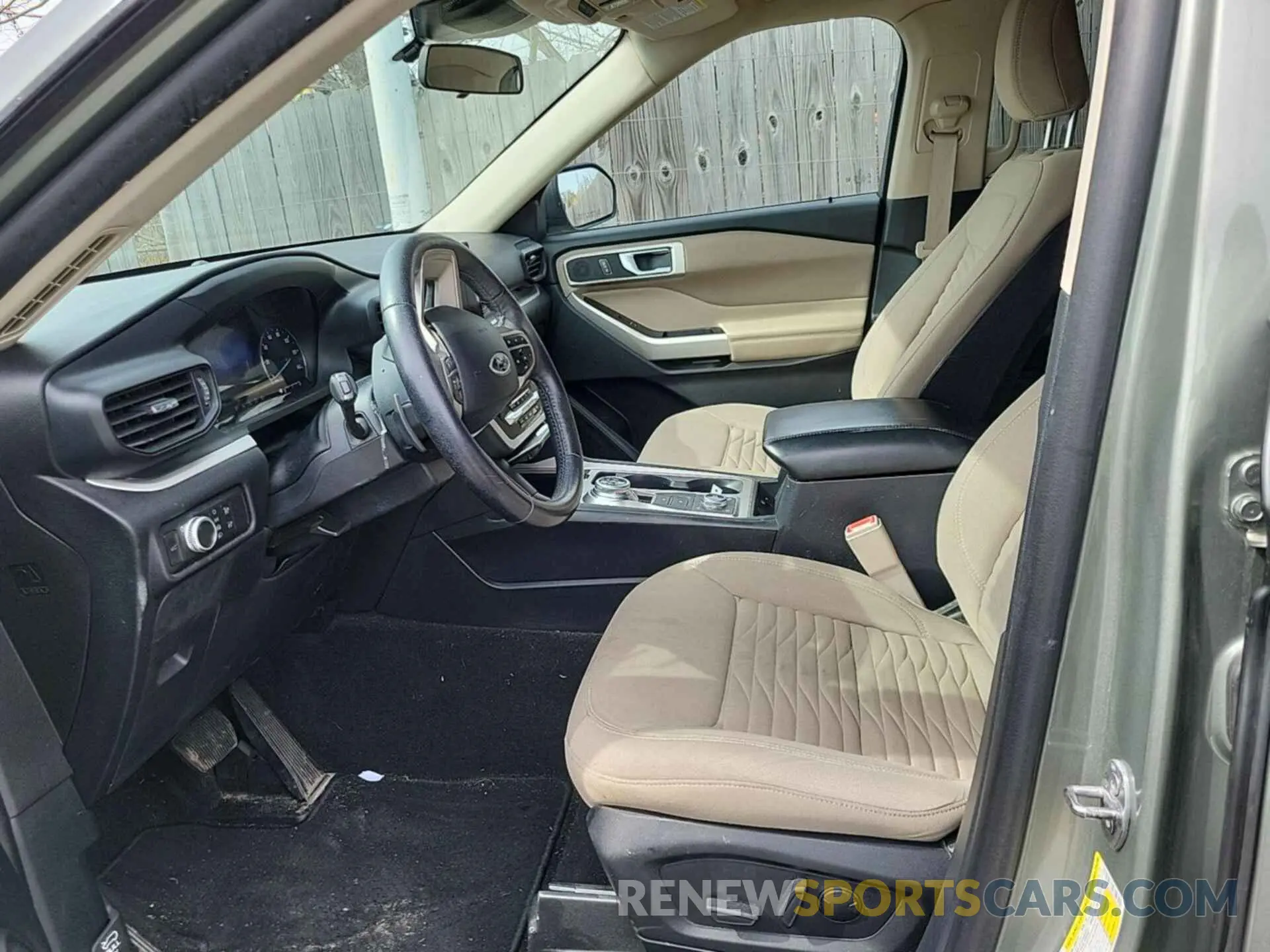 17 Photograph of a damaged car 1FMSK8DHXLGC37247 FORD EXPLORER 2020
