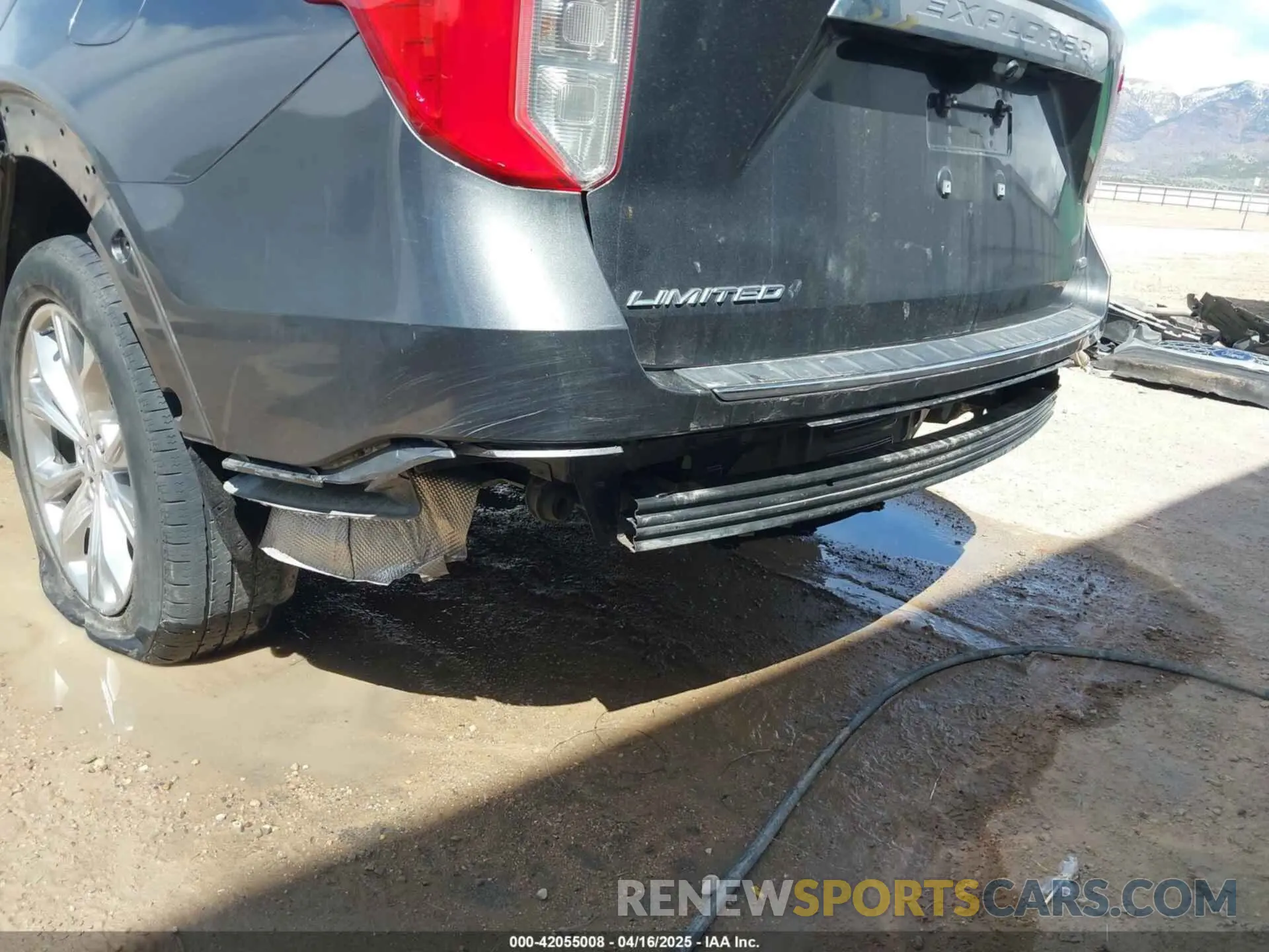 19 Photograph of a damaged car 1FMSK8FH3LGB77180 FORD EXPLORER 2020