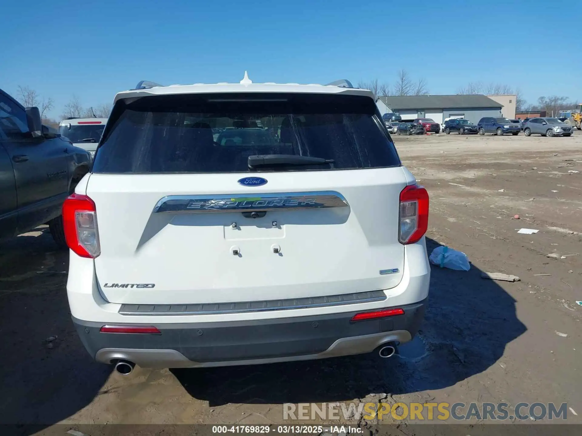 17 Photograph of a damaged car 1FMSK8FH5LGA02400 FORD EXPLORER 2020