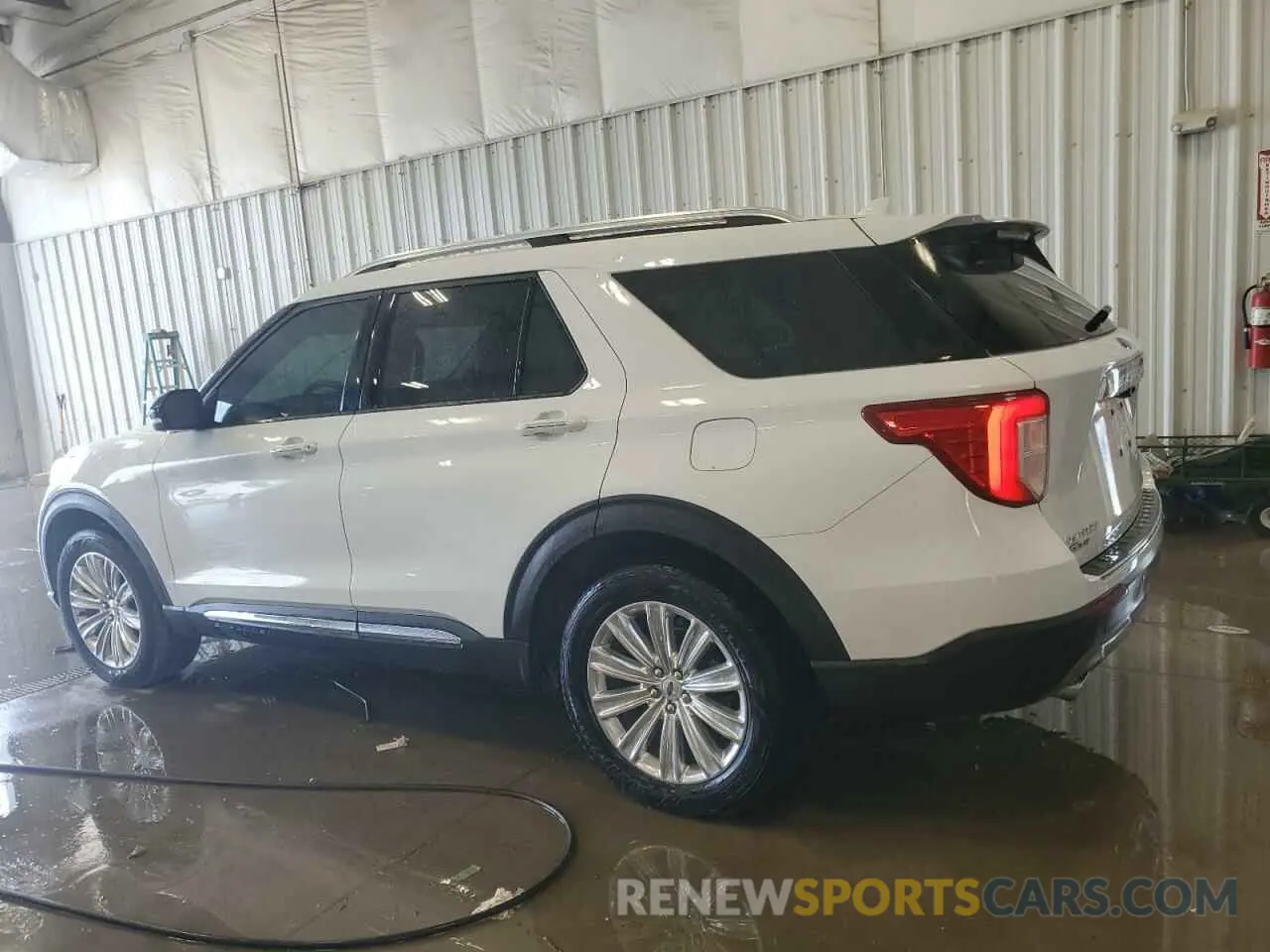 2 Photograph of a damaged car 1FMSK8FH5LGB65001 FORD EXPLORER 2020