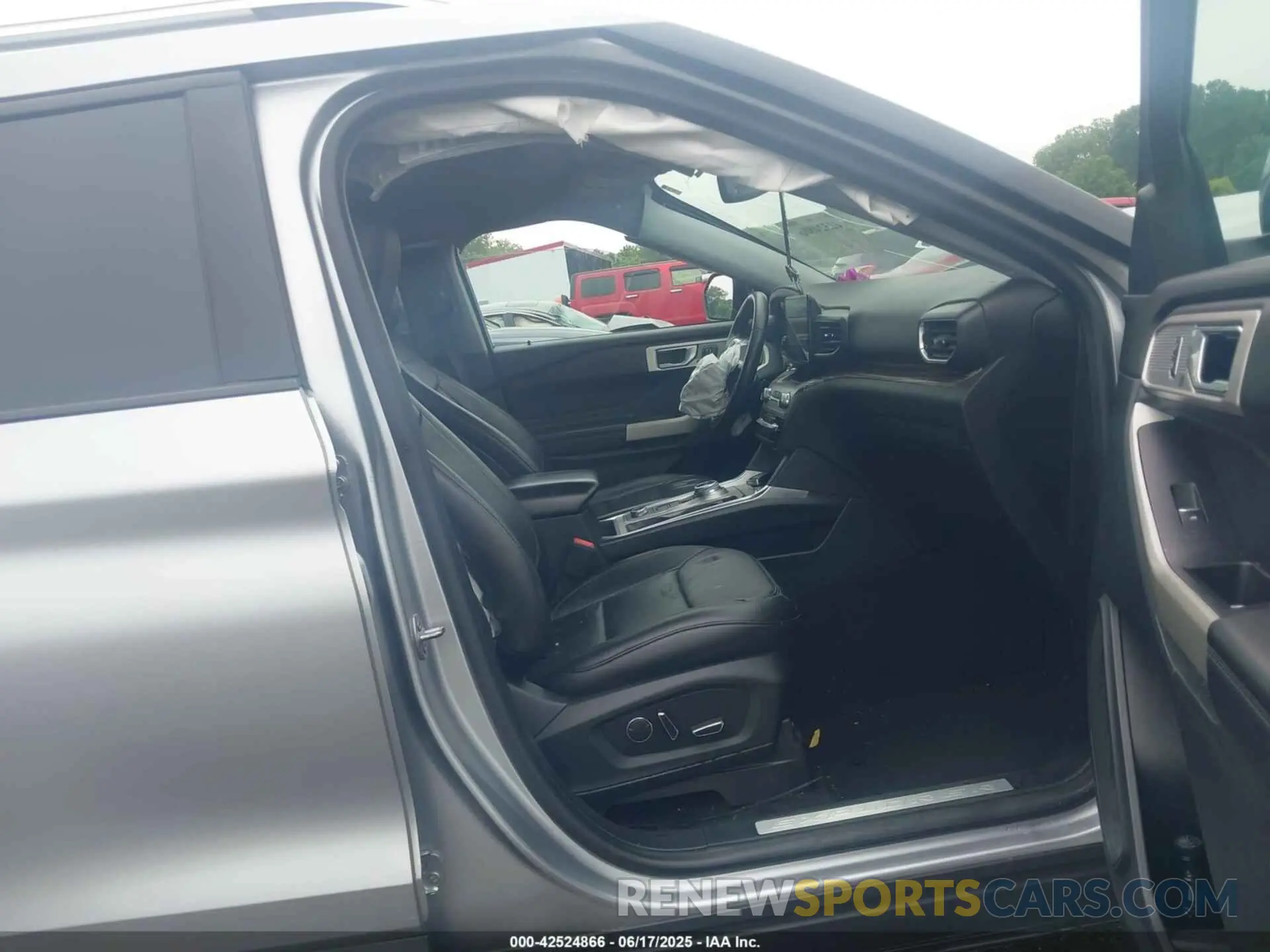 5 Photograph of a damaged car 1FMSK8FH7LGC72048 FORD EXPLORER 2020