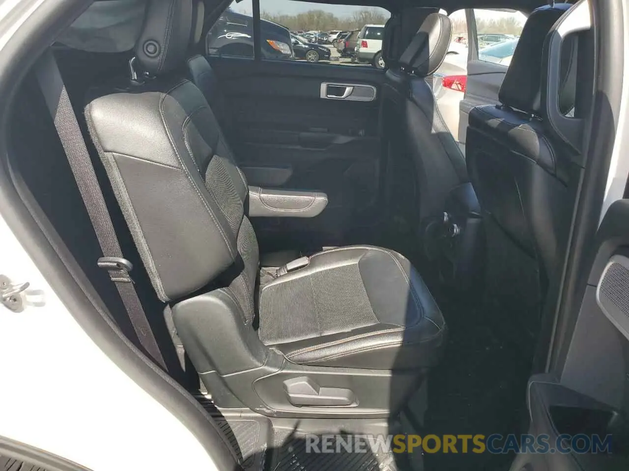 11 Photograph of a damaged car 1FMSK8FH9LGA75270 FORD EXPLORER 2020