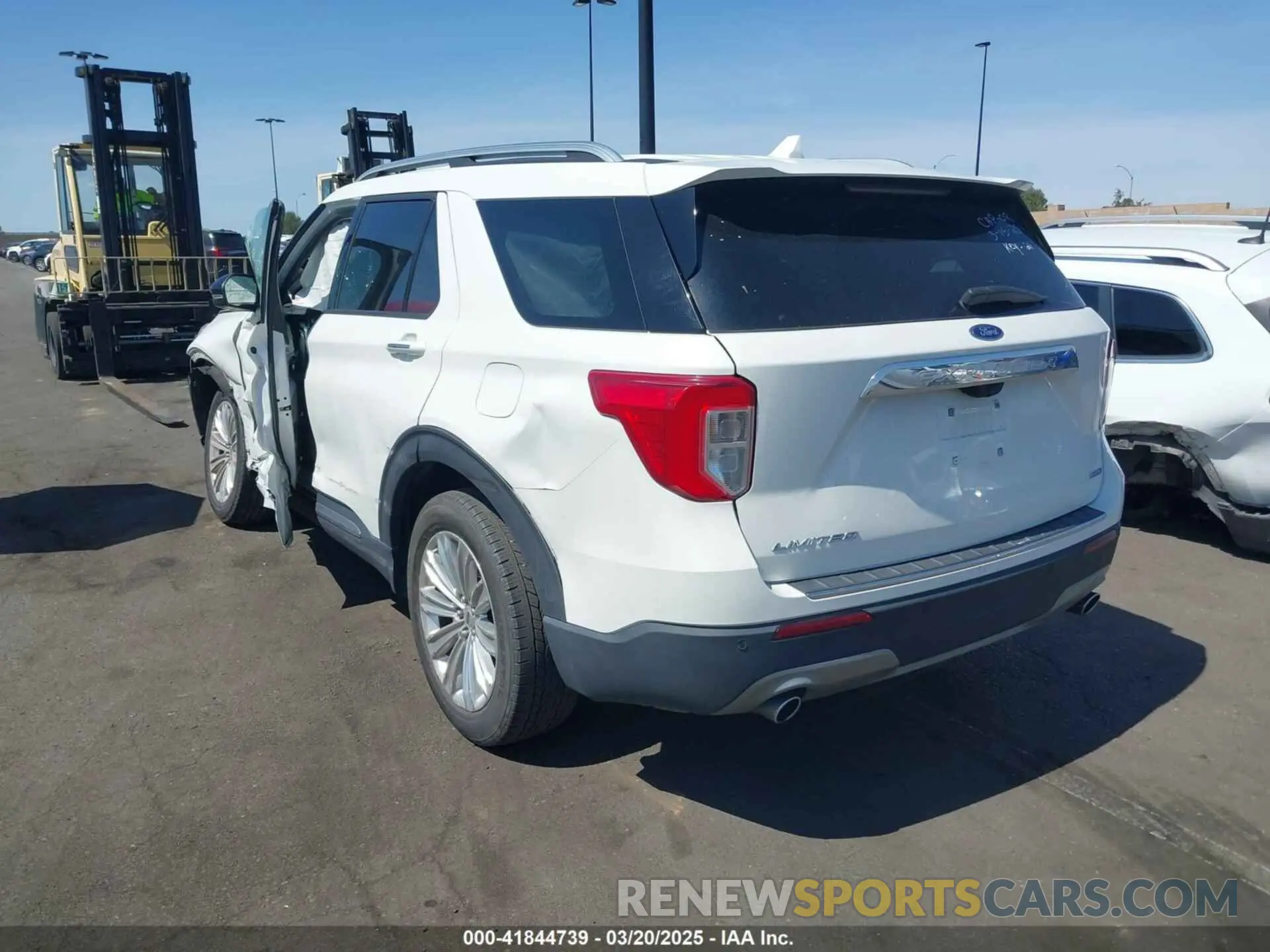 3 Photograph of a damaged car 1FM5K7FW2MNA00817 FORD EXPLORER 2021