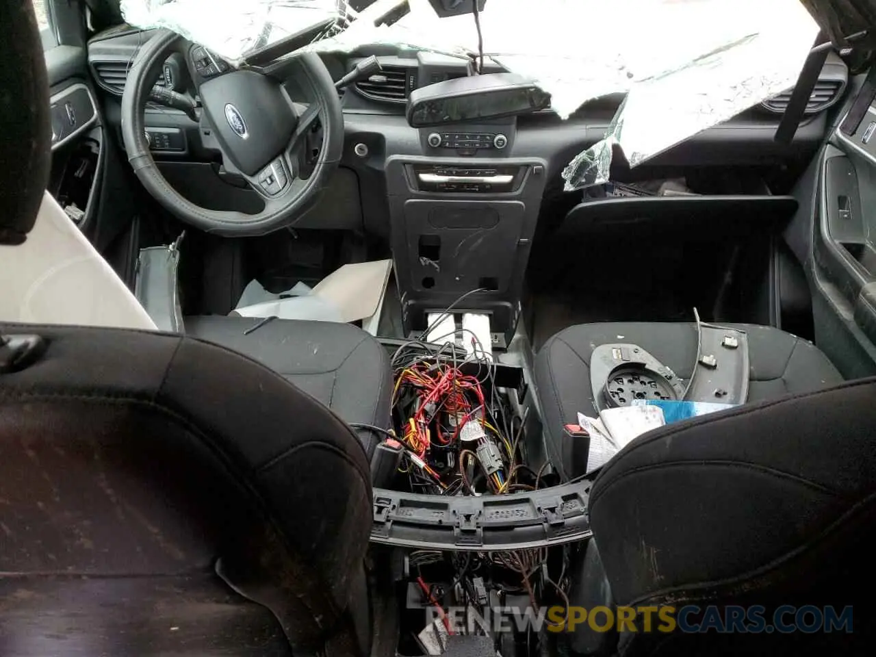 8 Photograph of a damaged car 1FM5K8AB1MGA87320 FORD EXPLORER 2021