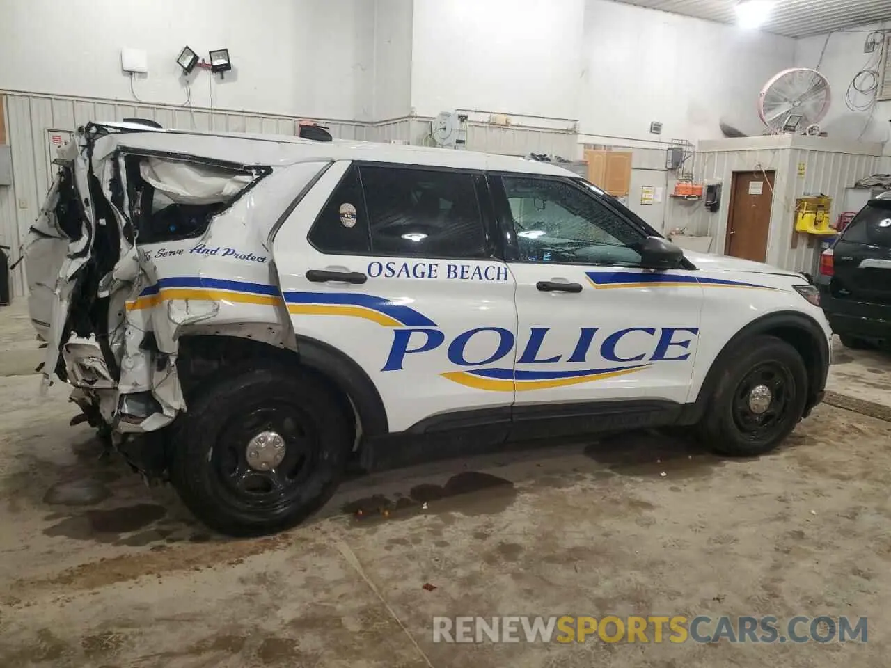 3 Photograph of a damaged car 1FM5K8AB1MGB35303 FORD EXPLORER 2021