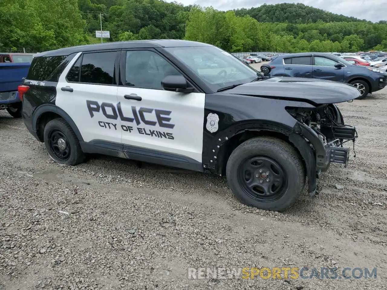 4 Photograph of a damaged car 1FM5K8AB1MGB61366 FORD EXPLORER 2021