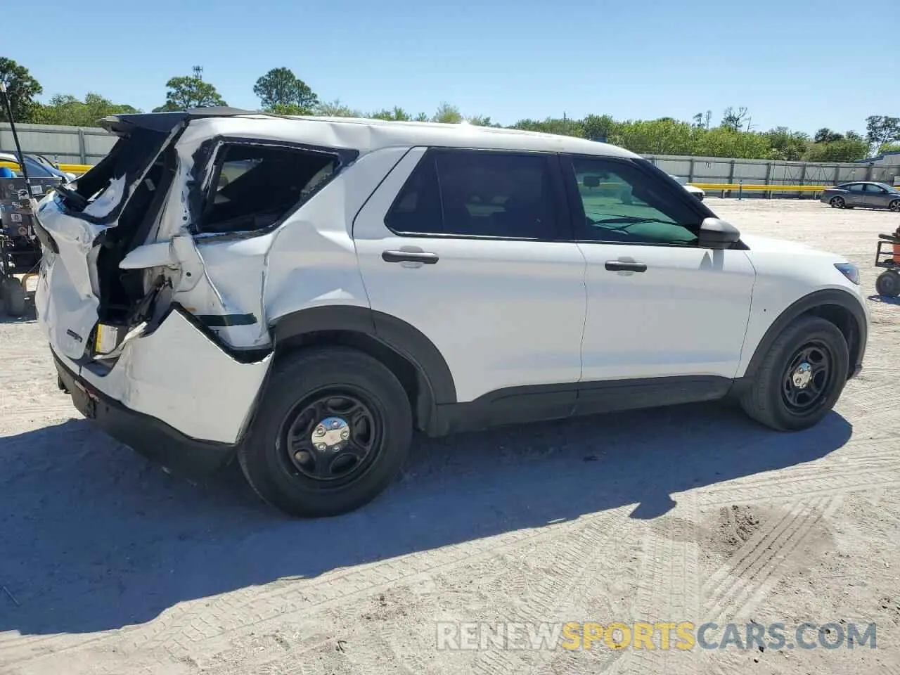 3 Photograph of a damaged car 1FM5K8AB1MGC31612 FORD EXPLORER 2021