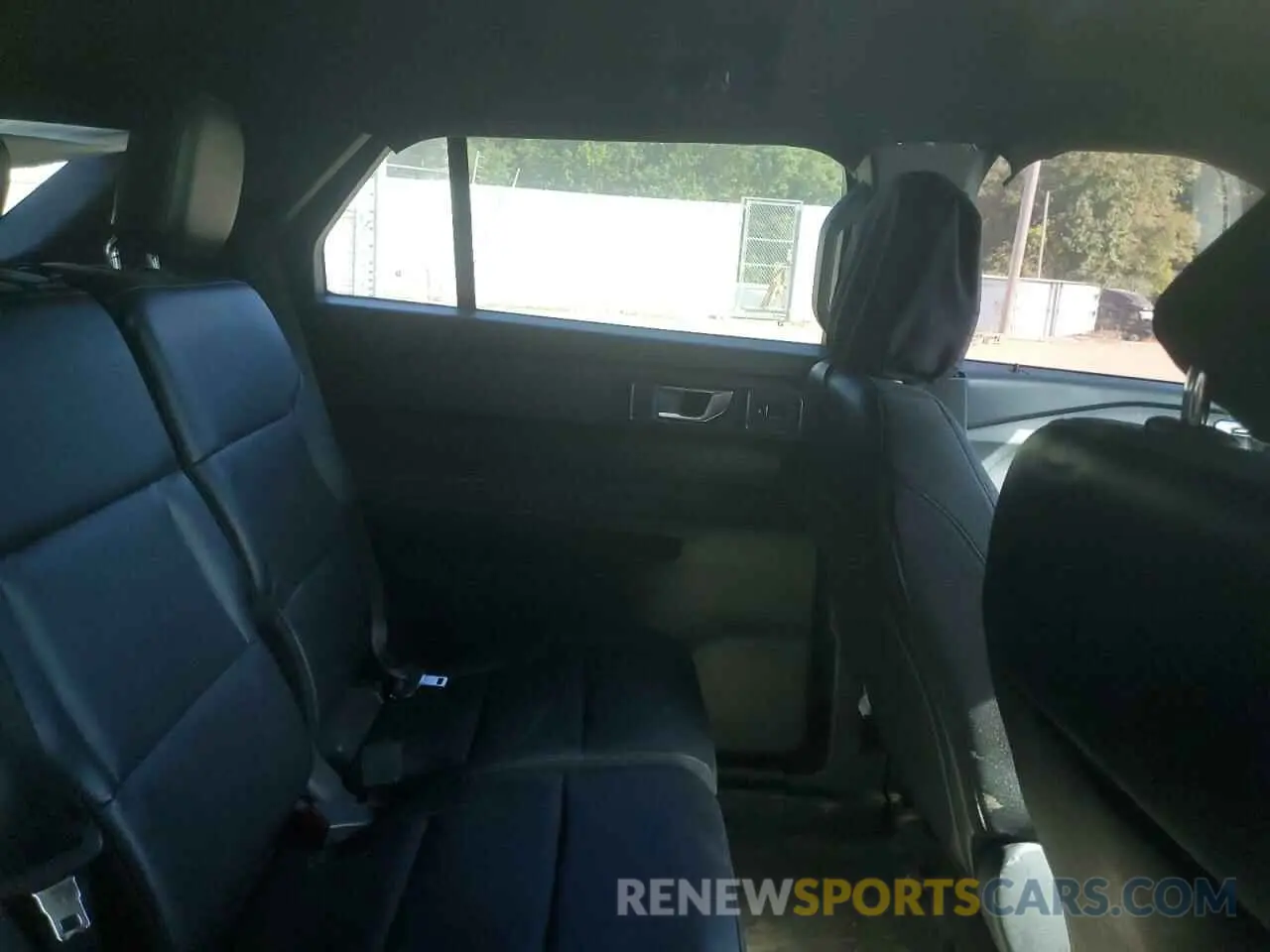 11 Photograph of a damaged car 1FM5K8AB5MGC02369 FORD EXPLORER 2021