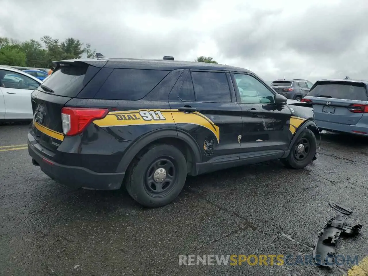 3 Photograph of a damaged car 1FM5K8AB6MGC24011 FORD EXPLORER 2021