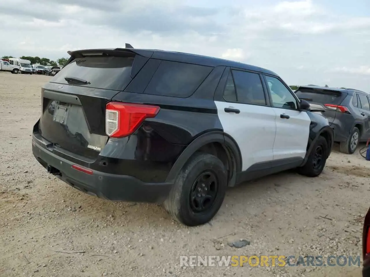3 Photograph of a damaged car 1FM5K8AB9MGB99444 FORD EXPLORER 2021