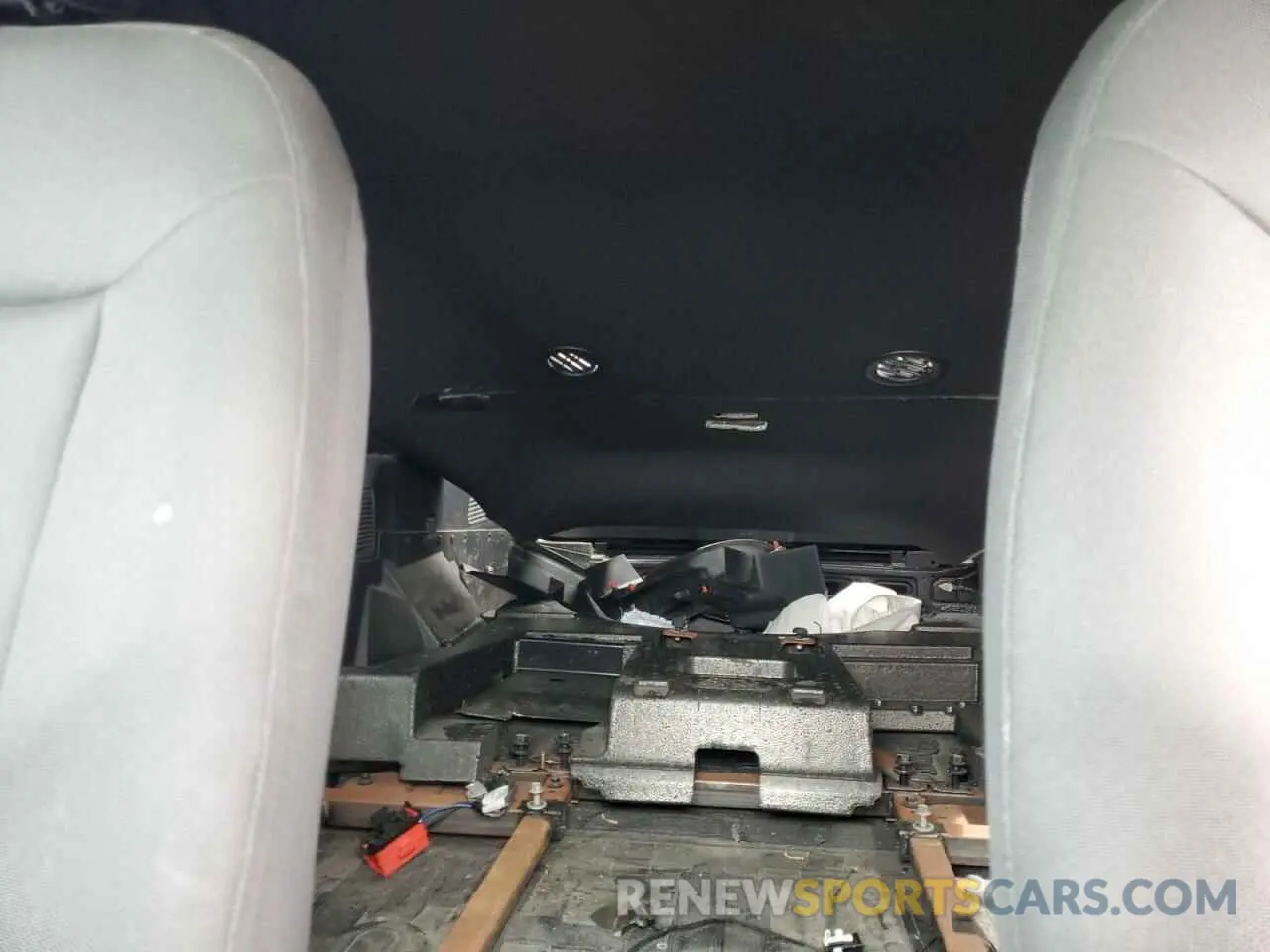 10 Photograph of a damaged car 1FM5K8ABXMGA18741 FORD EXPLORER 2021