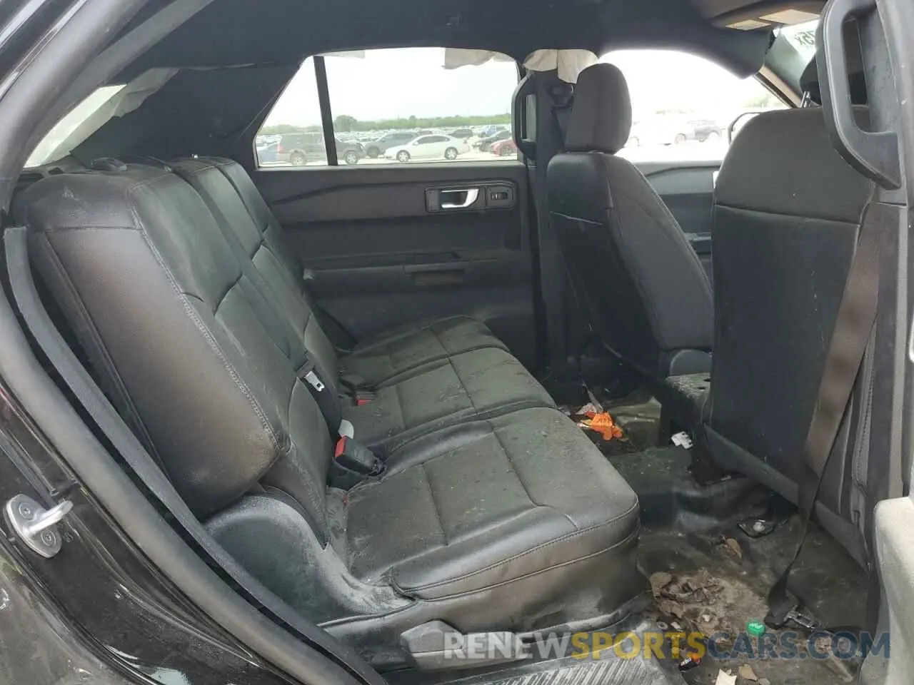 11 Photograph of a damaged car 1FM5K8ABXMGB99372 FORD EXPLORER 2021