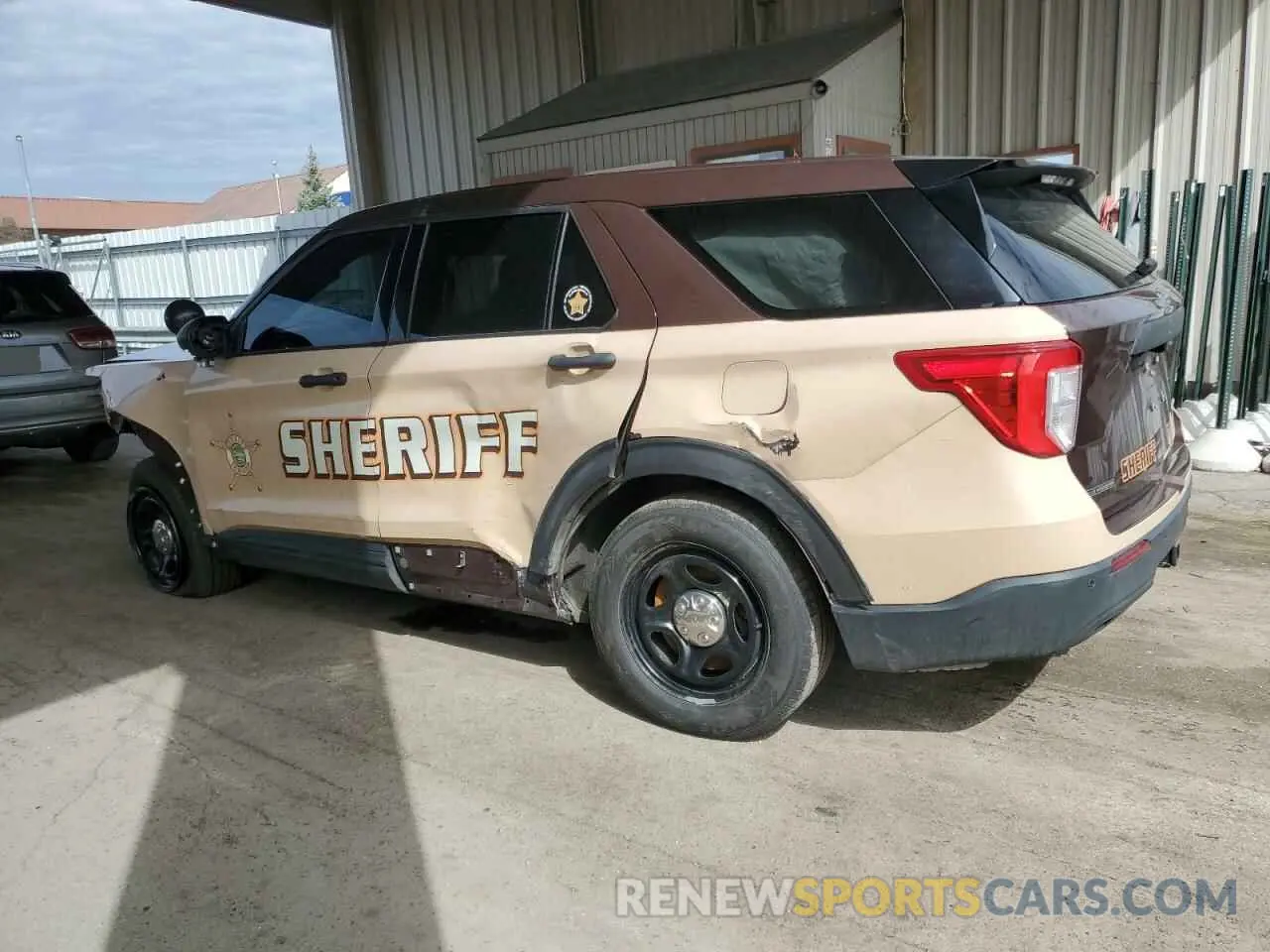 2 Photograph of a damaged car 1FM5K8AW6MNA10716 FORD EXPLORER 2021