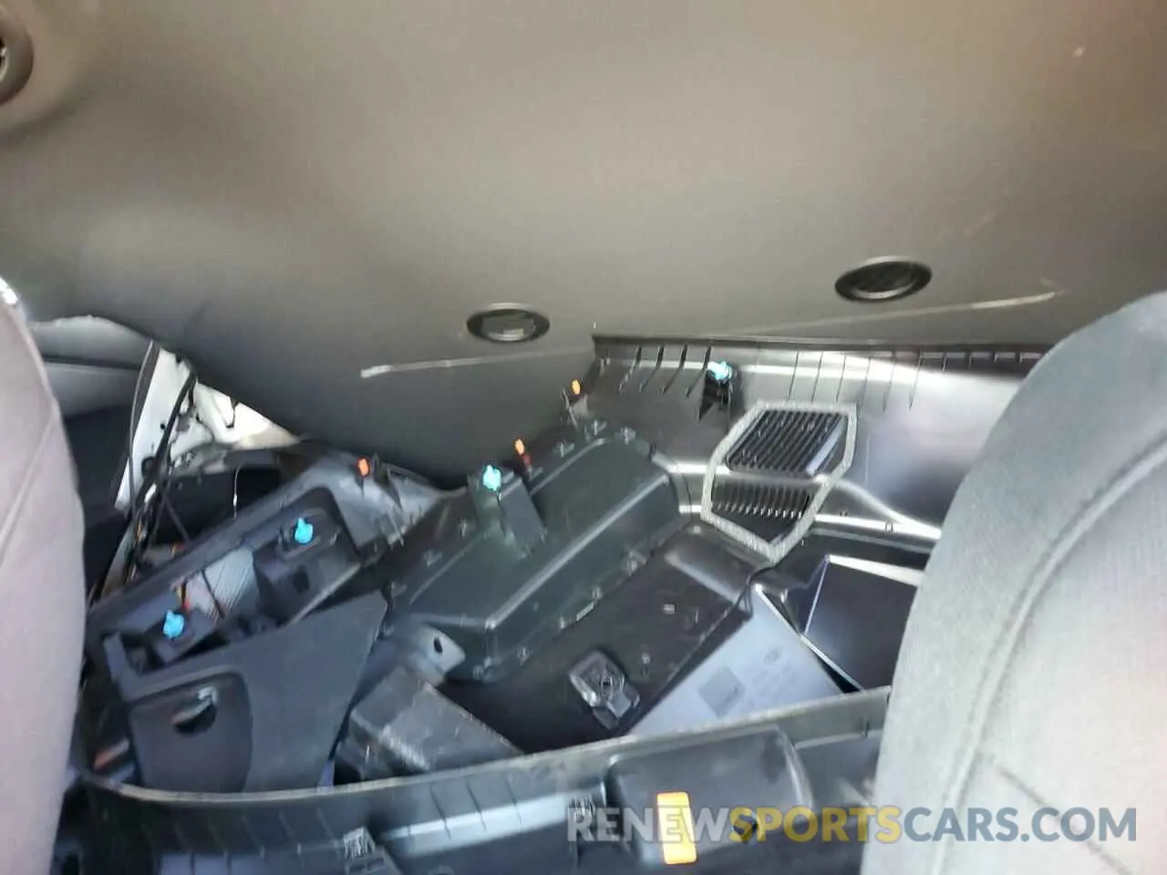 10 Photograph of a damaged car 1FM5K8AWXMNA04627 FORD EXPLORER 2021