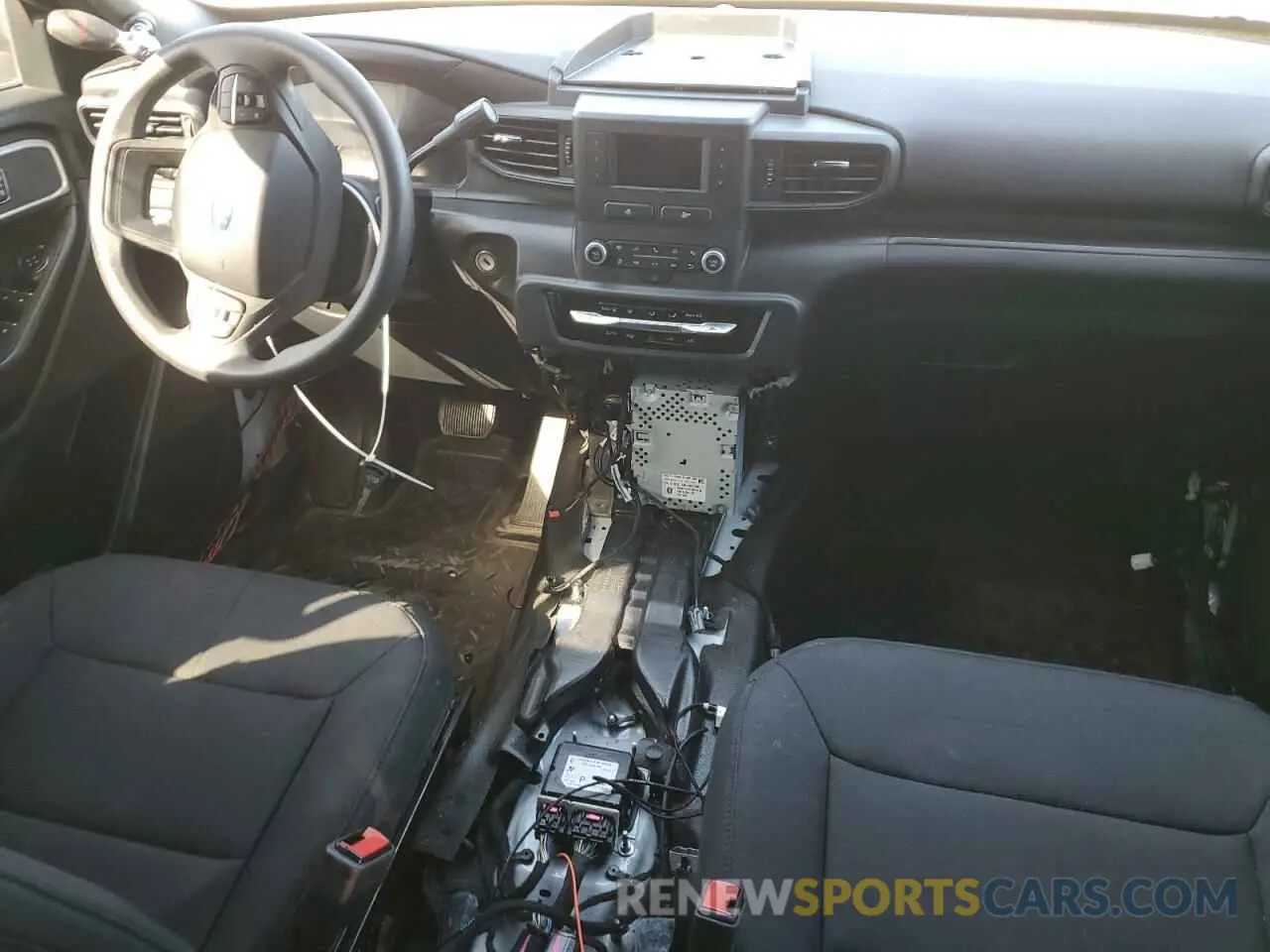 8 Photograph of a damaged car 1FM5K8AWXMNA04627 FORD EXPLORER 2021