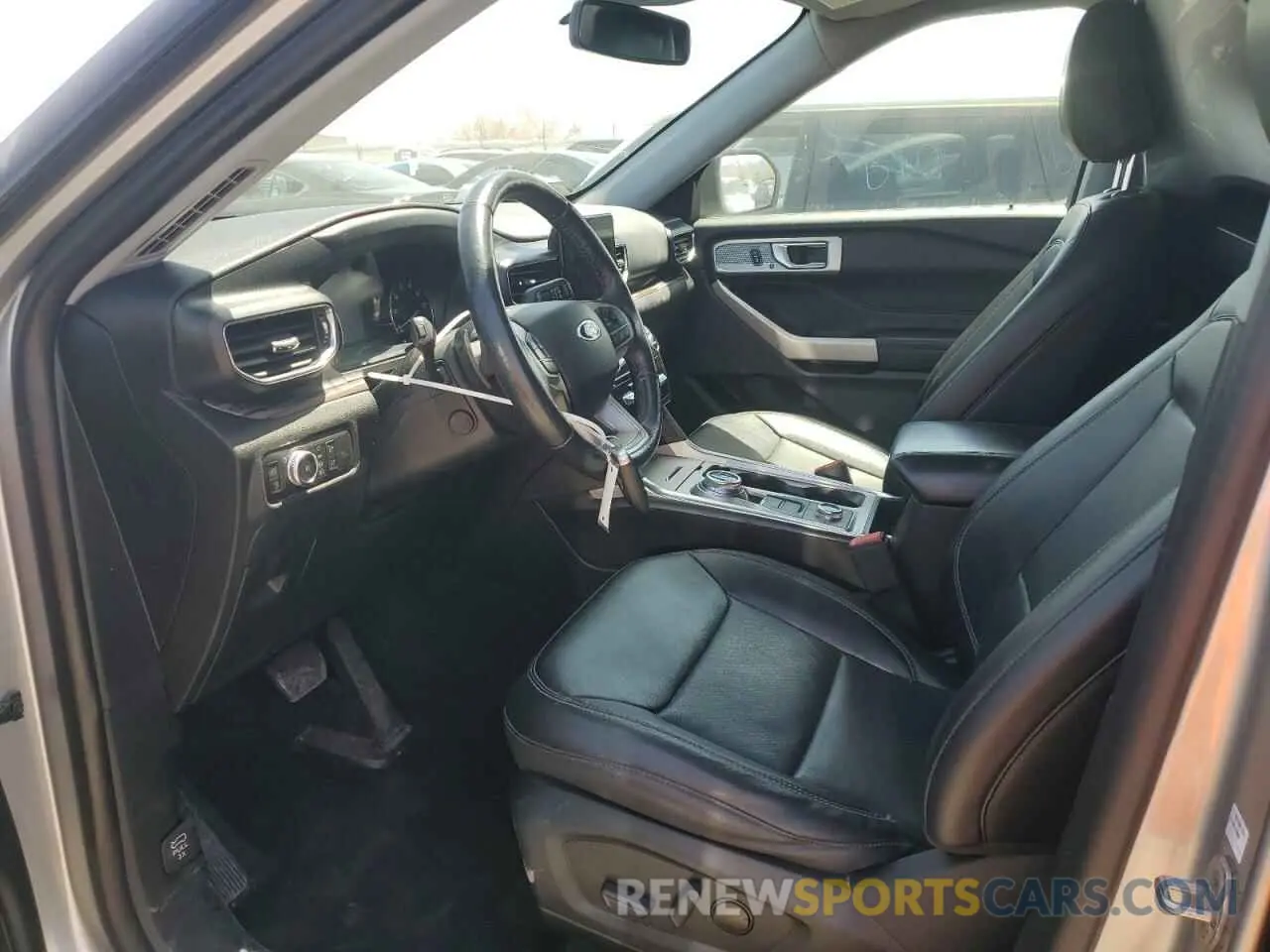 7 Photograph of a damaged car 1FM5K8FW9MNA16518 FORD EXPLORER 2021