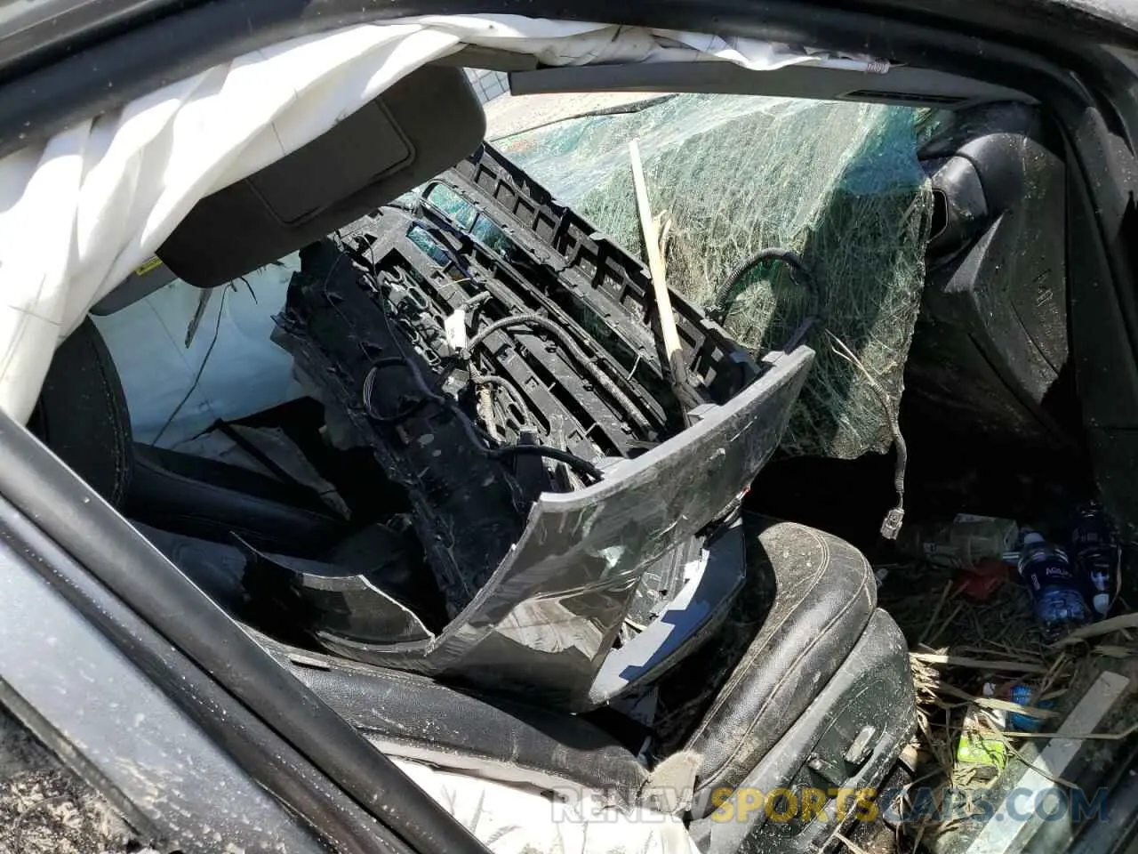 8 Photograph of a damaged car 1FM5K8FWXMNA11196 FORD EXPLORER 2021