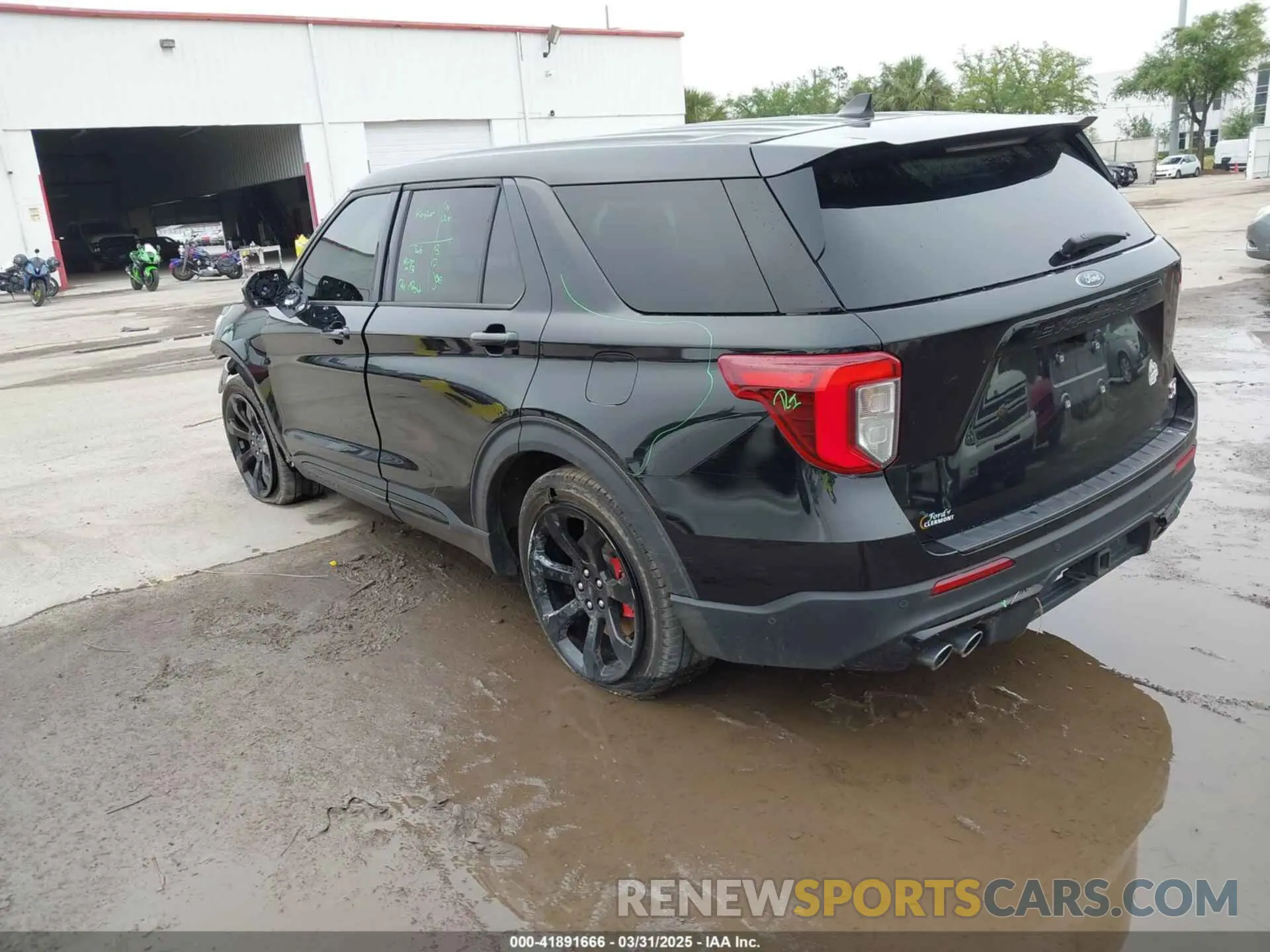 3 Photograph of a damaged car 1FM5K8GC0MGA12561 FORD EXPLORER 2021