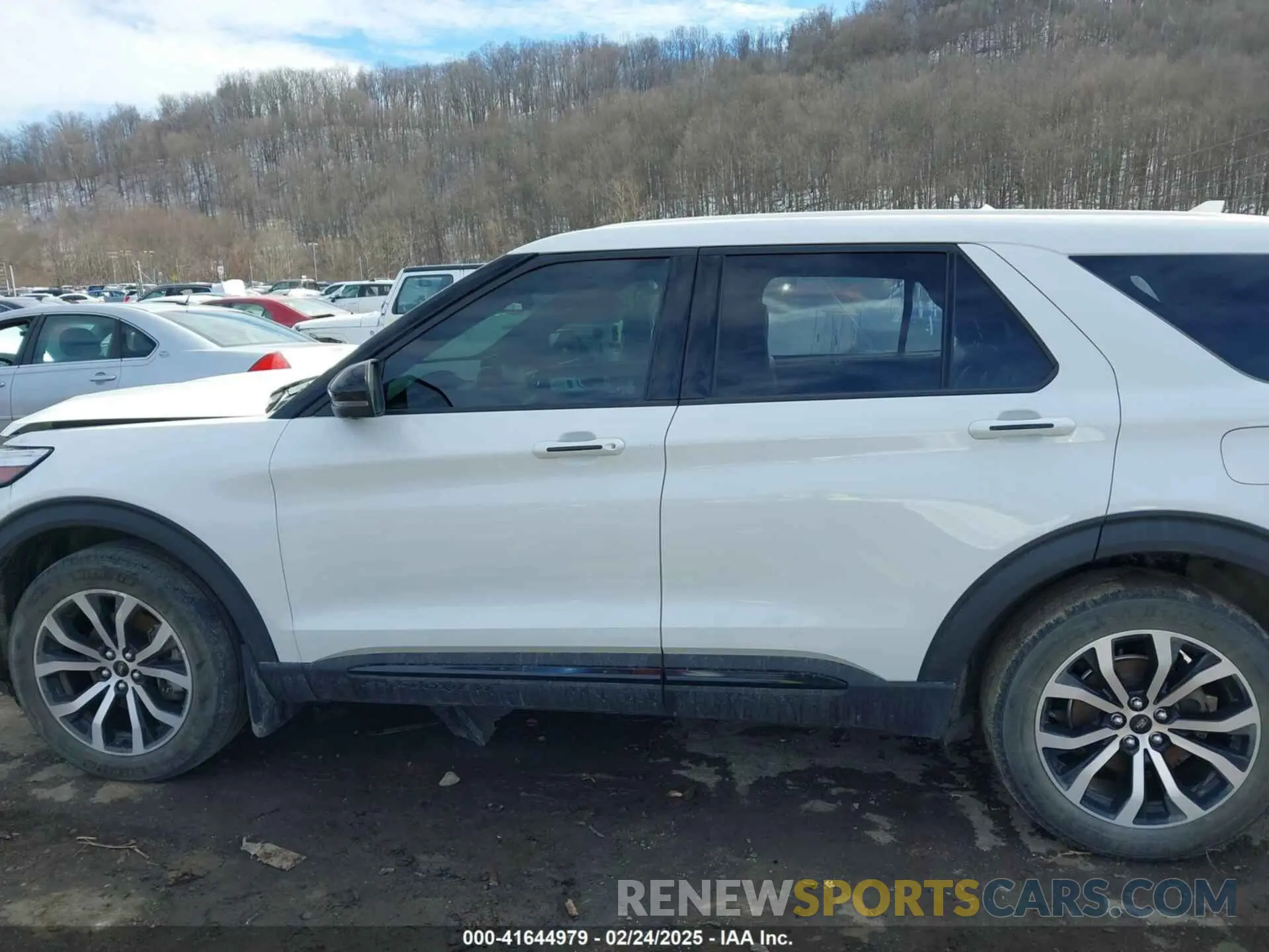 15 Photograph of a damaged car 1FM5K8GC1MGA13671 FORD EXPLORER 2021