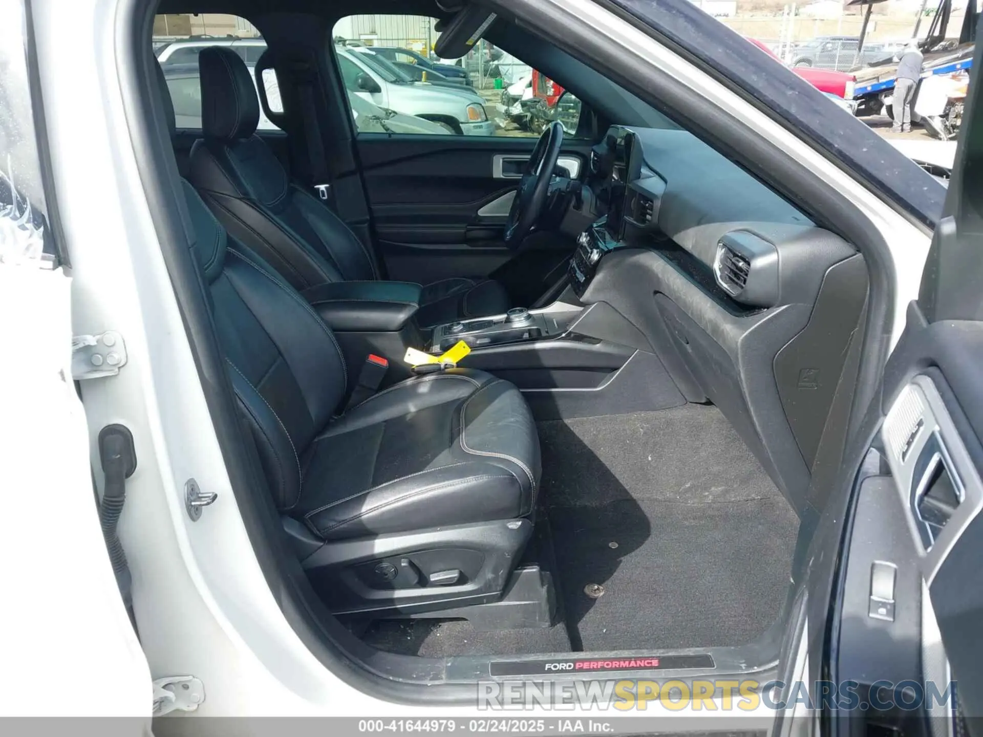 5 Photograph of a damaged car 1FM5K8GC1MGA13671 FORD EXPLORER 2021