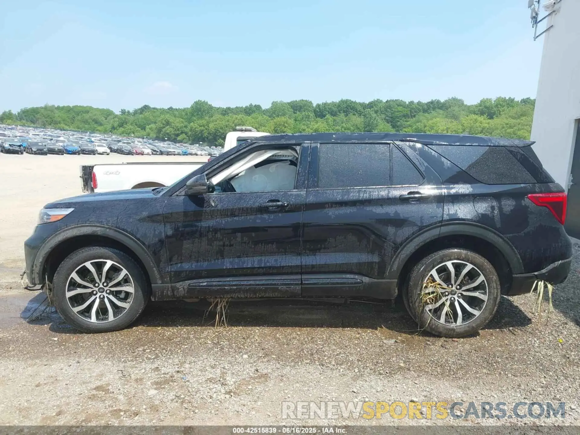 14 Photograph of a damaged car 1FM5K8GC1MGB25662 FORD EXPLORER 2021