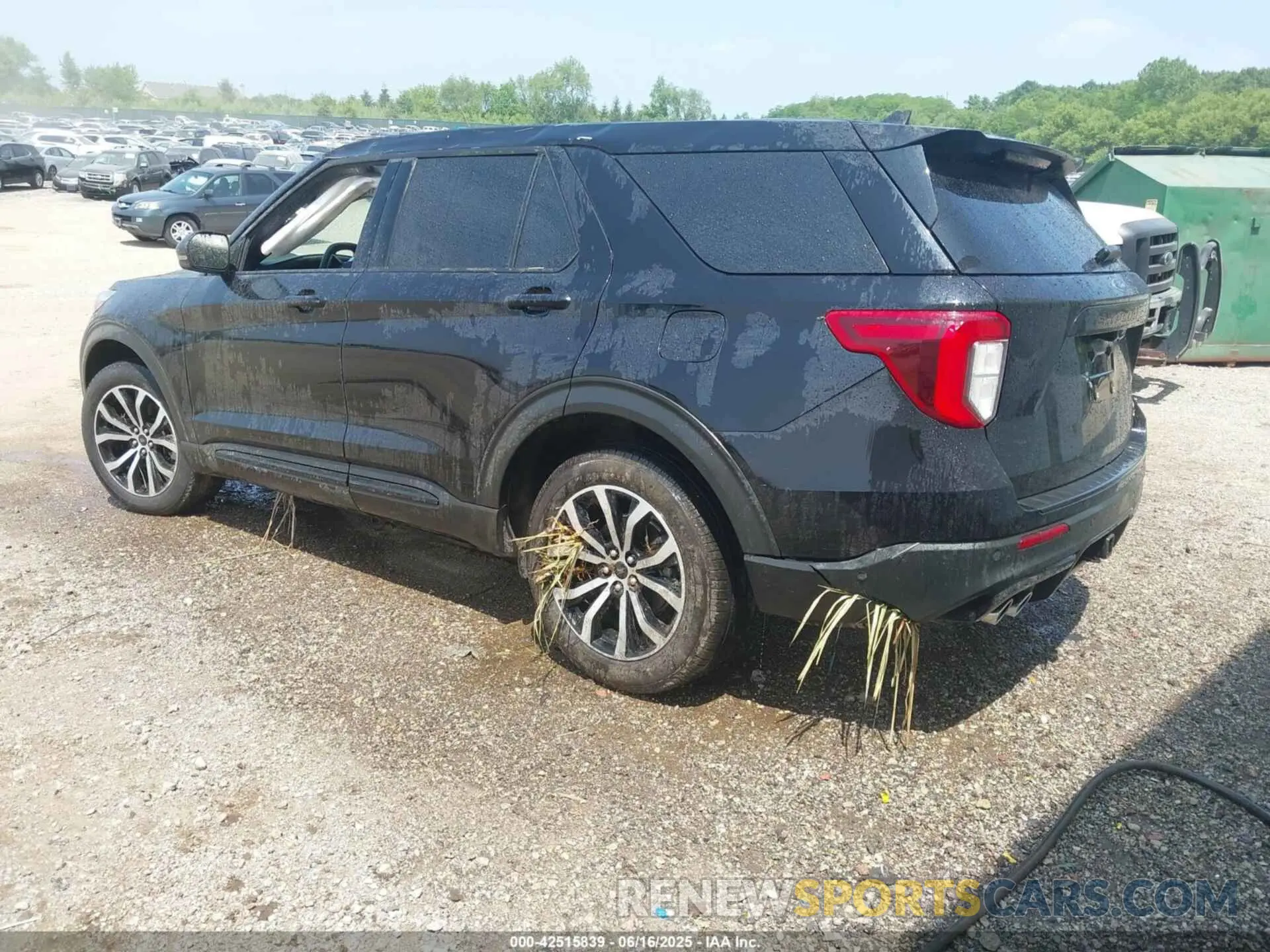 3 Photograph of a damaged car 1FM5K8GC1MGB25662 FORD EXPLORER 2021