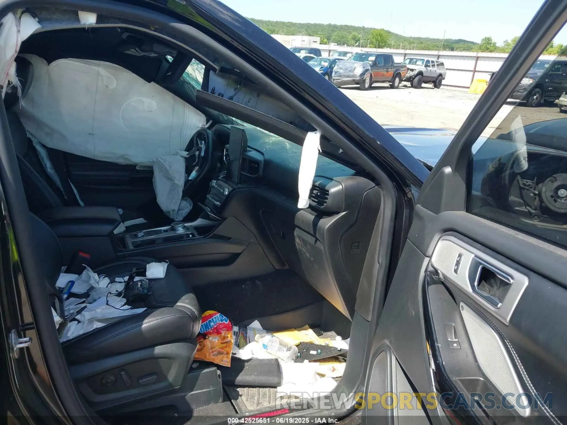 5 Photograph of a damaged car 1FM5K8GC3MGA04969 FORD EXPLORER 2021