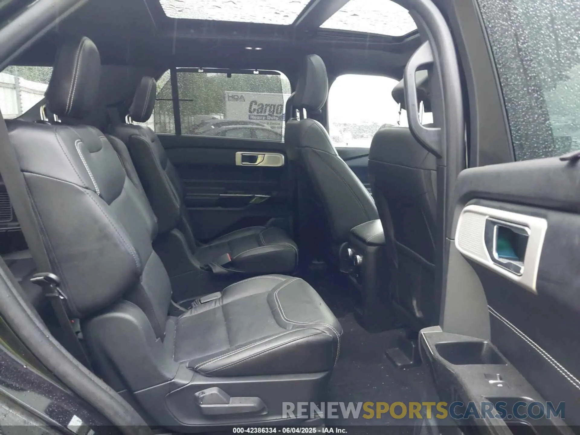 8 Photograph of a damaged car 1FM5K8GC3MGA60409 FORD EXPLORER 2021