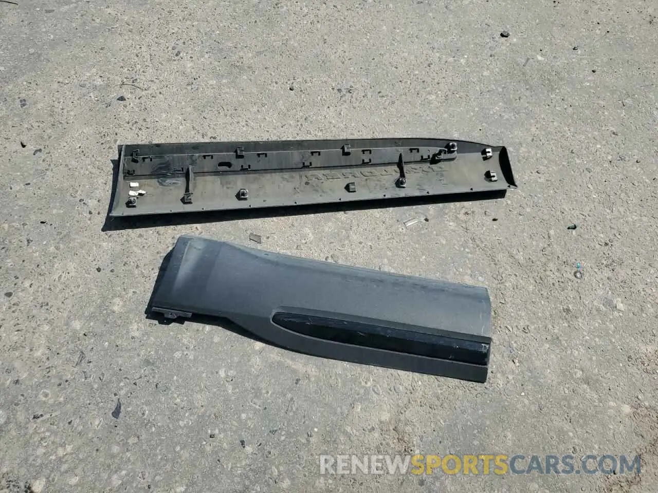 13 Photograph of a damaged car 1FM5K8GC4MGB50247 FORD EXPLORER 2021