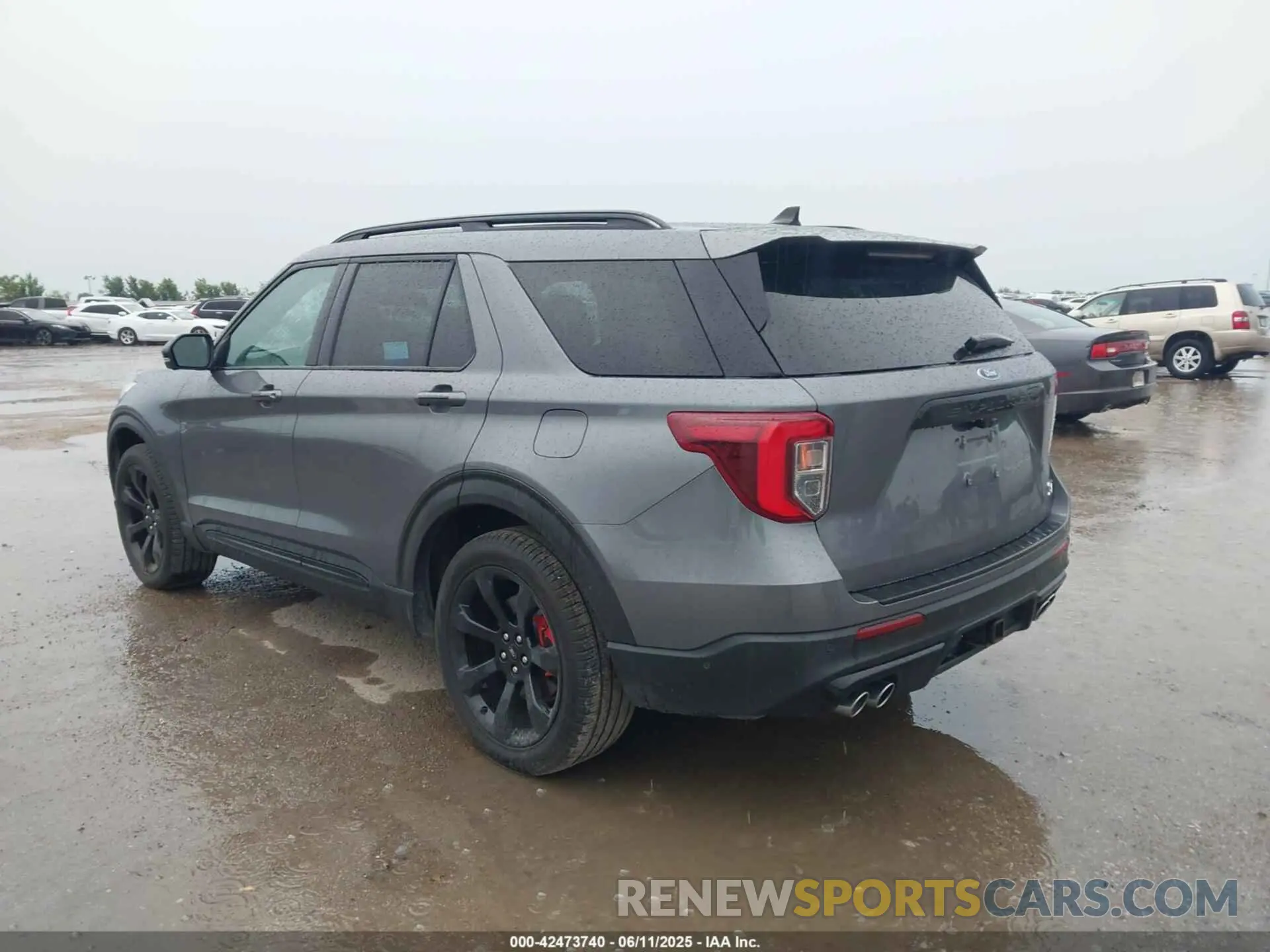 3 Photograph of a damaged car 1FM5K8GC6MGA40185 FORD EXPLORER 2021
