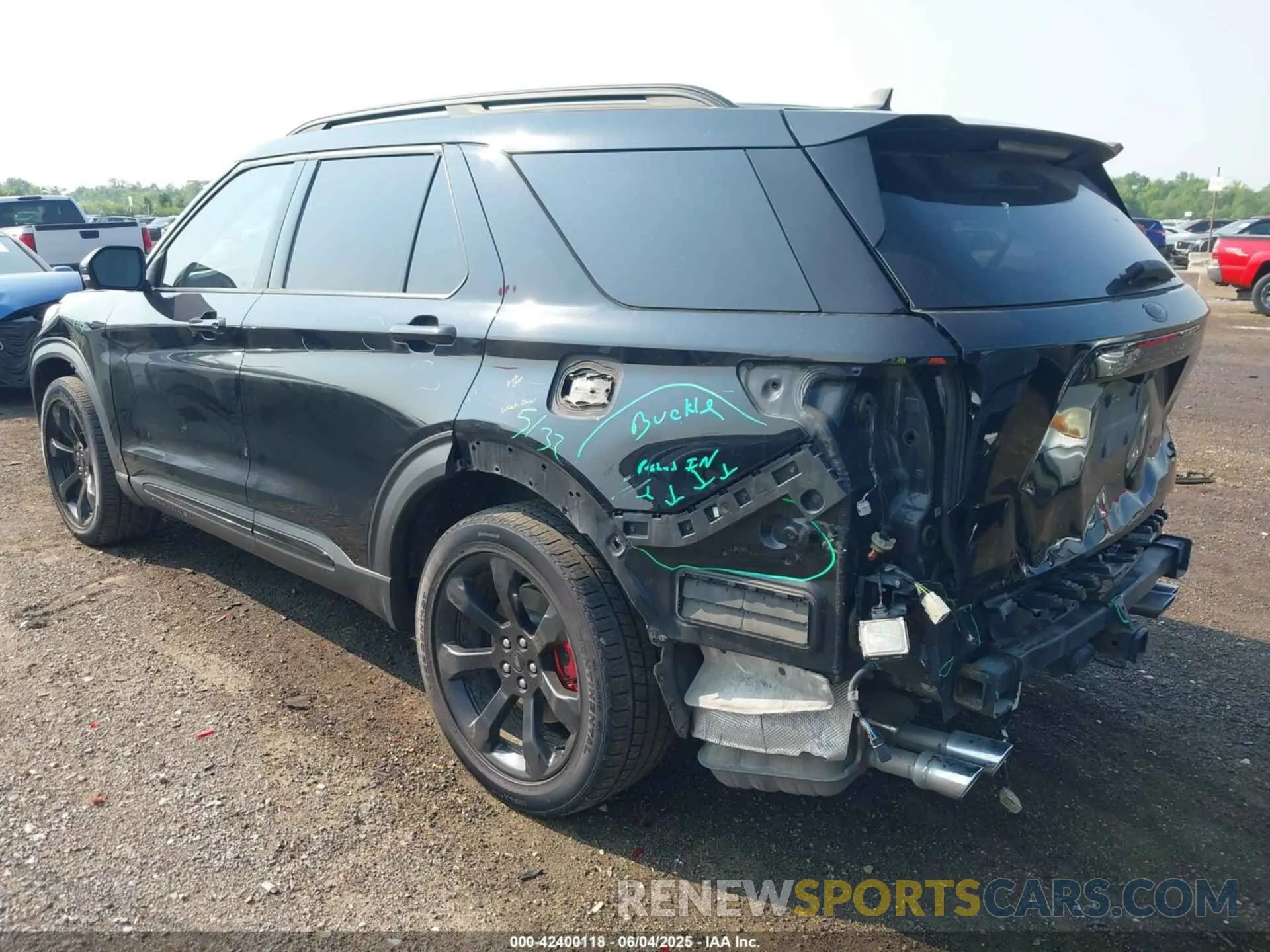 3 Photograph of a damaged car 1FM5K8GC6MGB08243 FORD EXPLORER 2021
