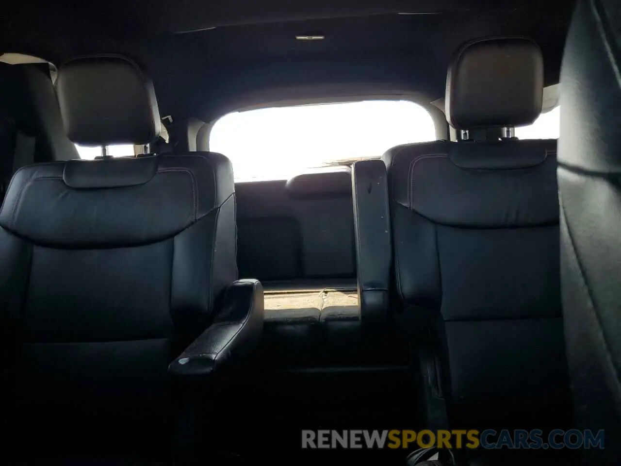 10 Photograph of a damaged car 1FM5K8GC9MGC37349 FORD EXPLORER 2021