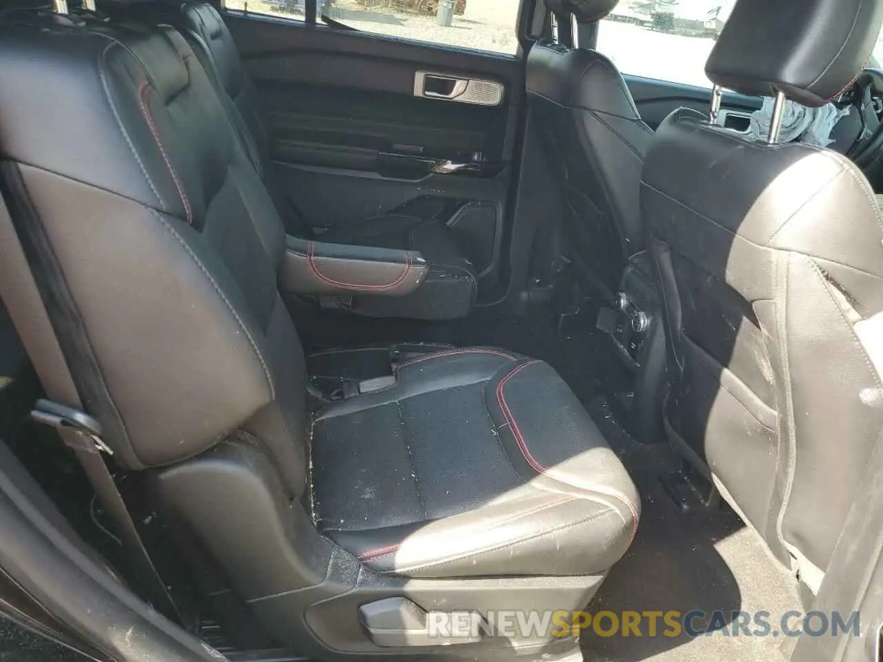 11 Photograph of a damaged car 1FM5K8GC9MGC37349 FORD EXPLORER 2021