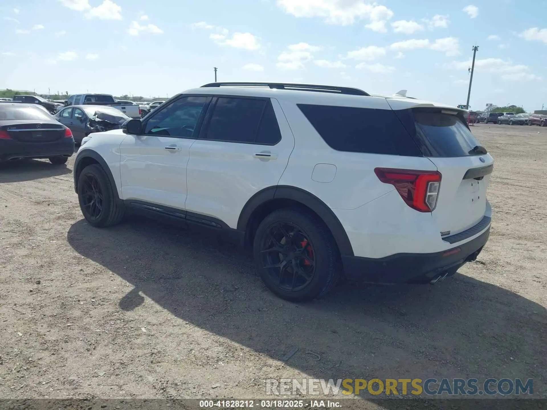 3 Photograph of a damaged car 1FM5K8GCXMGA81385 FORD EXPLORER 2021