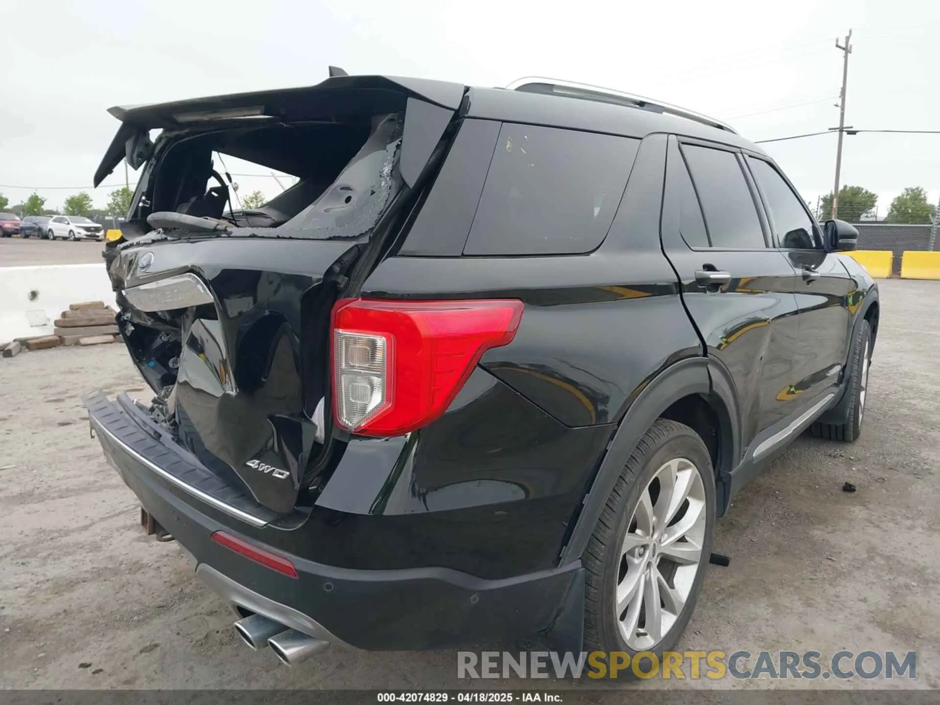 4 Photograph of a damaged car 1FM5K8HC5MGA97587 FORD EXPLORER 2021