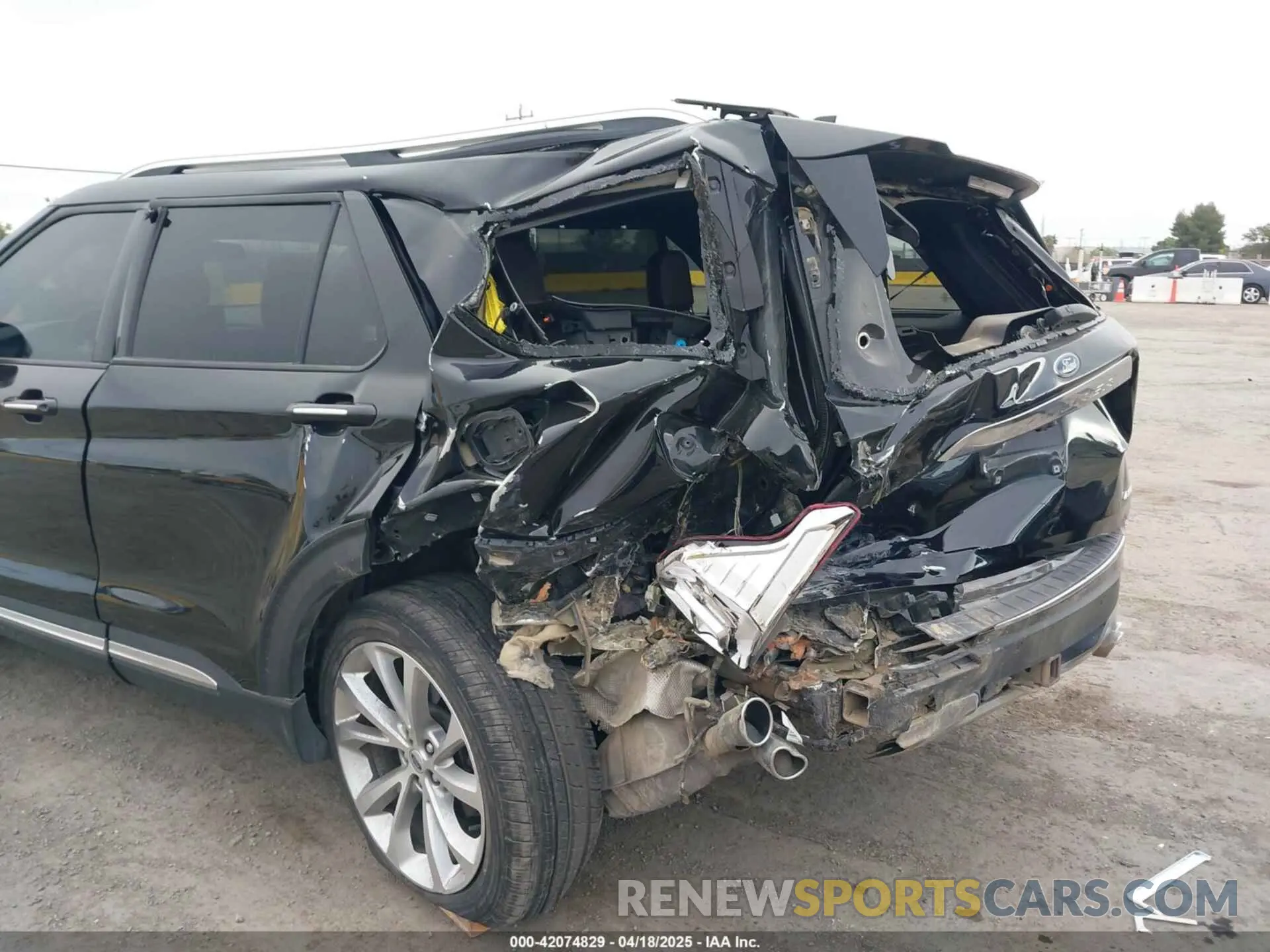 6 Photograph of a damaged car 1FM5K8HC5MGA97587 FORD EXPLORER 2021