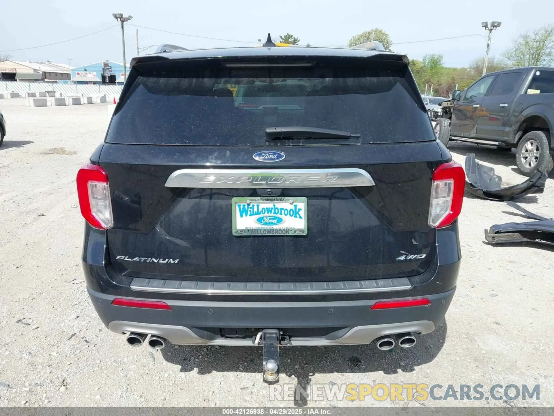 17 Photograph of a damaged car 1FM5K8HC7MGC28101 FORD EXPLORER 2021