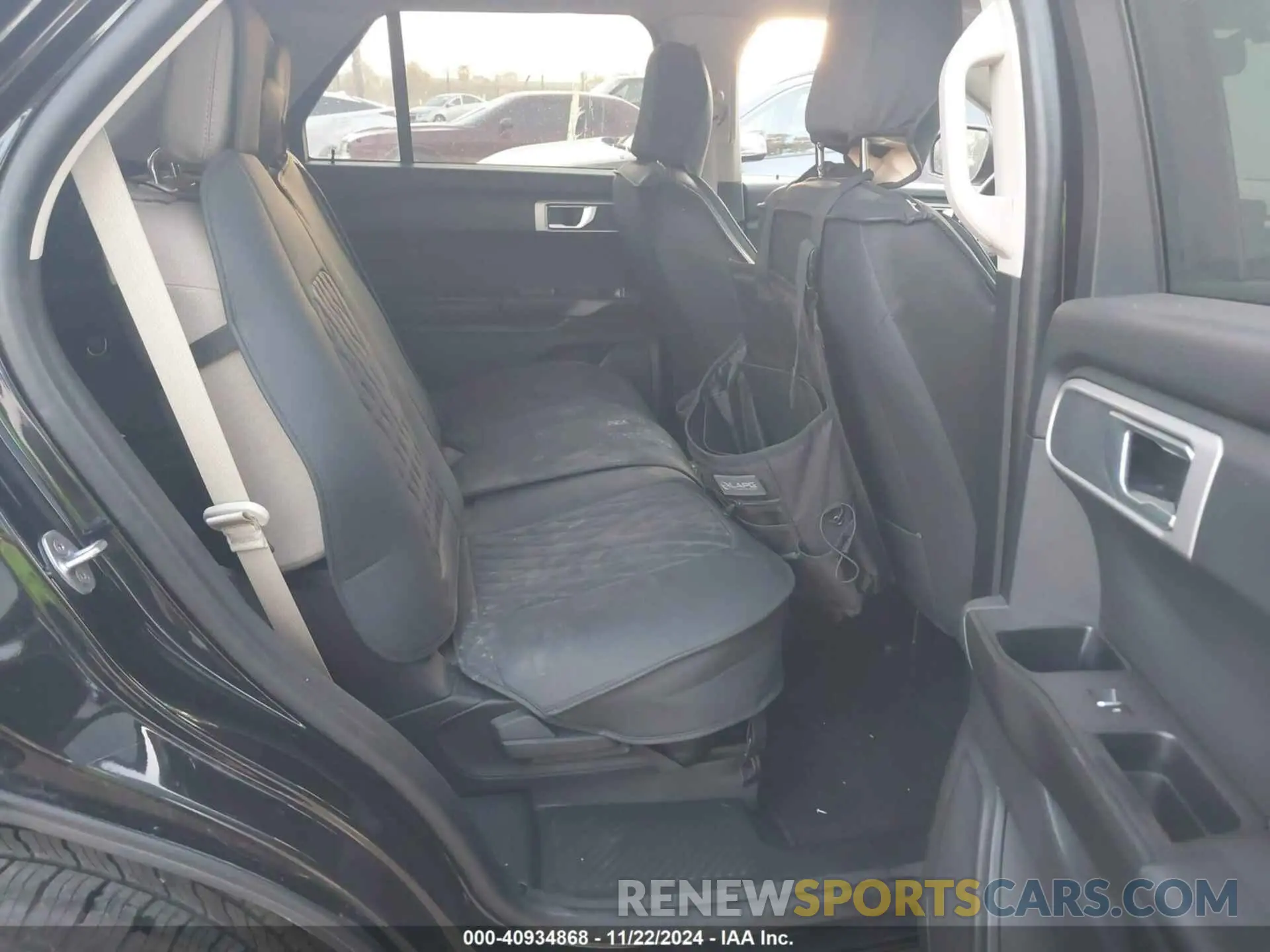 8 Photograph of a damaged car 1FMSK7BH1MGC23672 FORD EXPLORER 2021