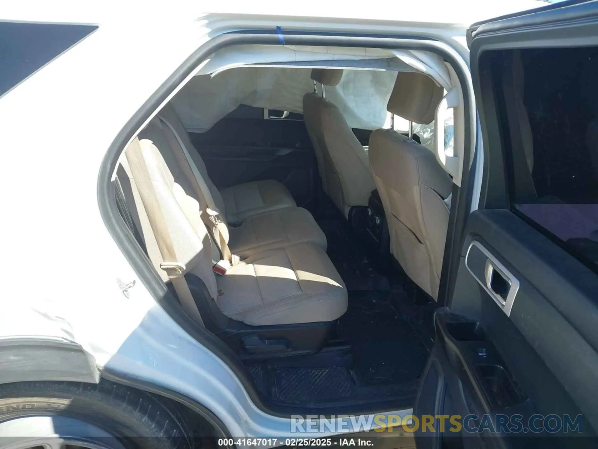 8 Photograph of a damaged car 1FMSK7BH7MGB22930 FORD EXPLORER 2021