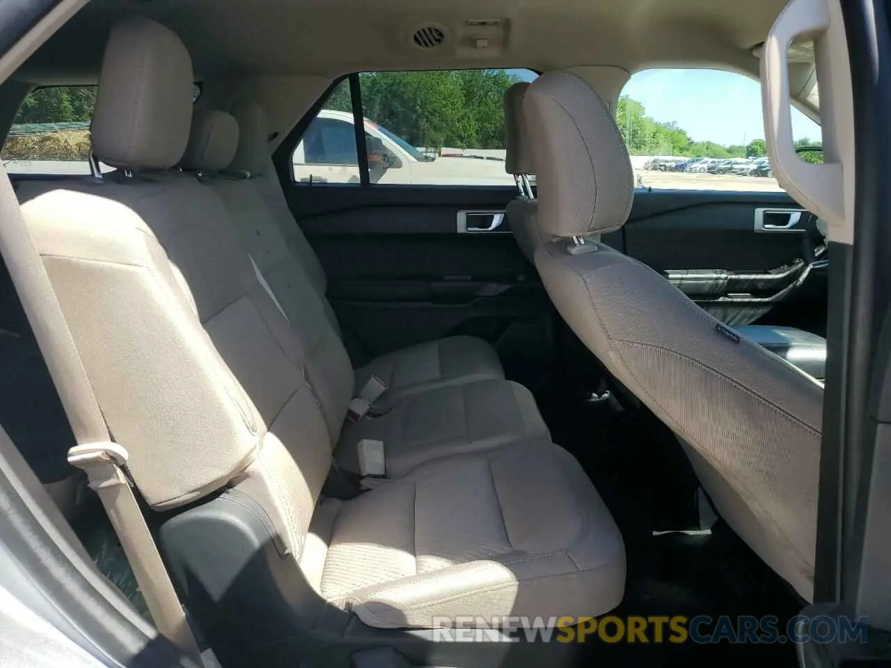11 Photograph of a damaged car 1FMSK7BH8MGA81871 FORD EXPLORER 2021