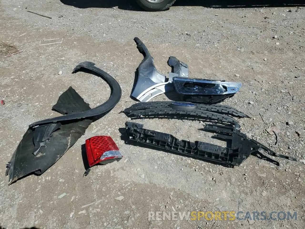 13 Photograph of a damaged car 1FMSK7BH8MGA81871 FORD EXPLORER 2021