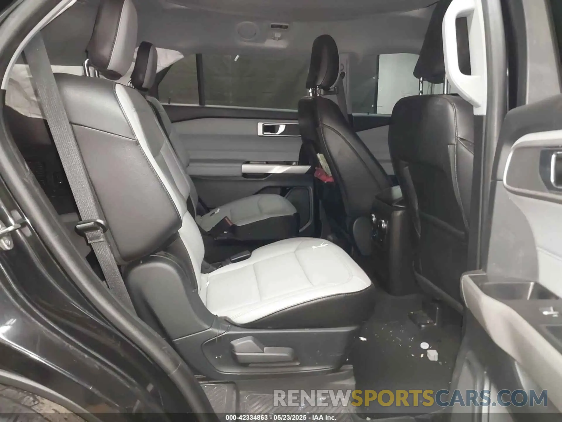 8 Photograph of a damaged car 1FMSK7DH0MGA50367 FORD EXPLORER 2021