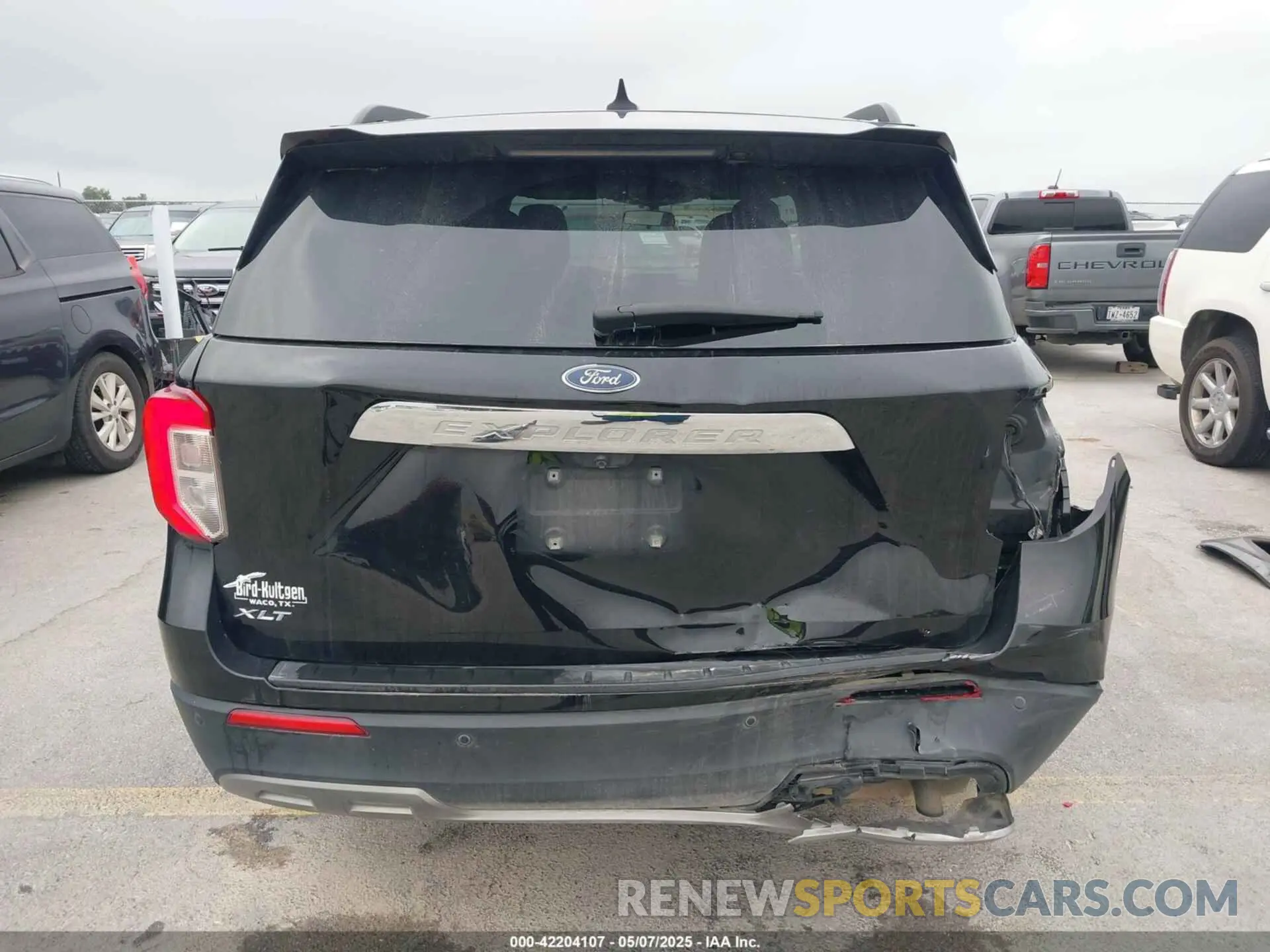 17 Photograph of a damaged car 1FMSK7DH0MGB78737 FORD EXPLORER 2021