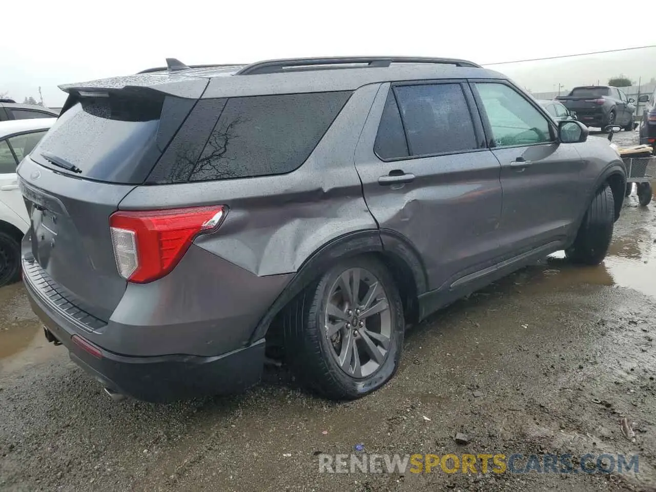 3 Photograph of a damaged car 1FMSK7DH1MGA63211 FORD EXPLORER 2021